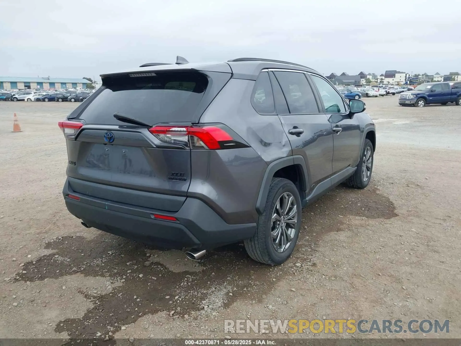 4 fotografías del automóvil dañado 4T3B6RFV8NU081069 TOYOTA RAV4 HYBRID 2022