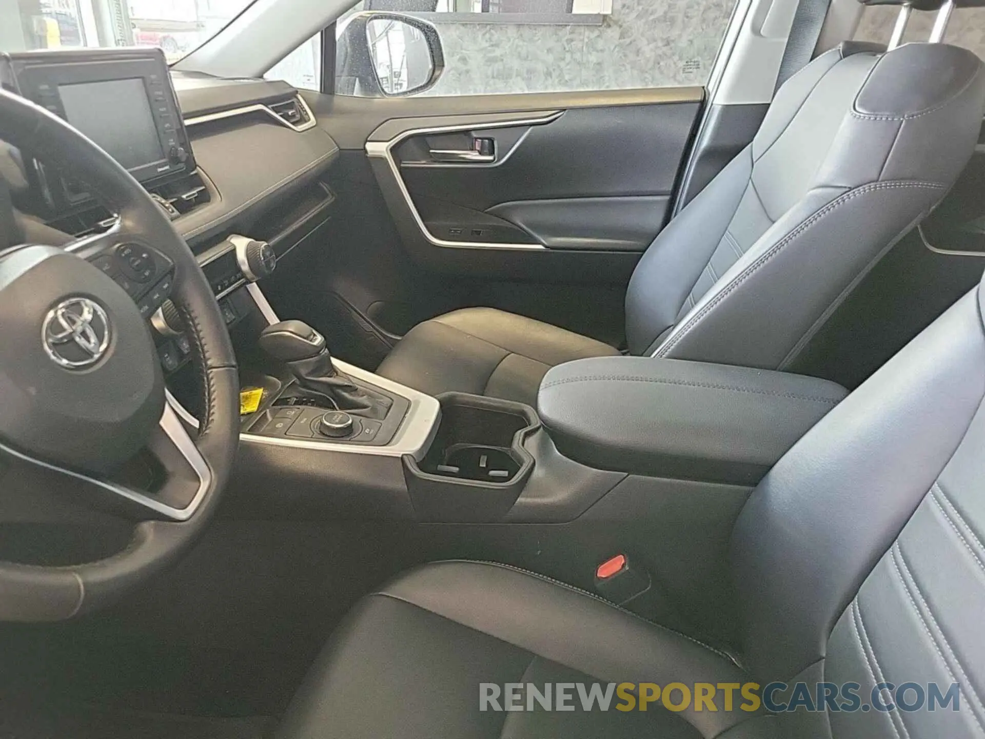 10 fotografías del automóvil dañado 4T3B6RFV9NU084868 TOYOTA RAV4 HYBRID 2022
