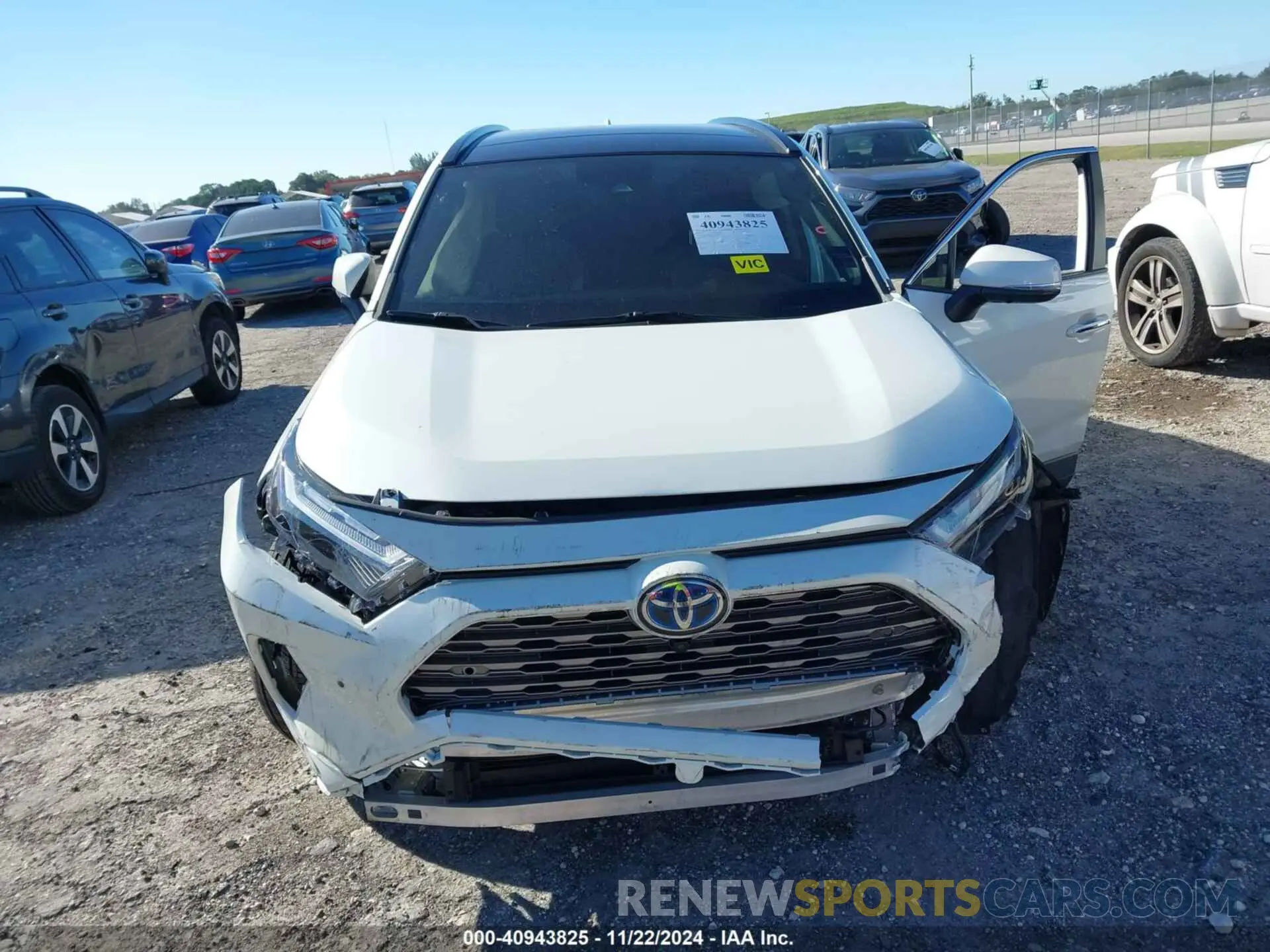 12 fotografías del automóvil dañado 4T3D6RFV2NU076233 TOYOTA RAV4 HYBRID 2022