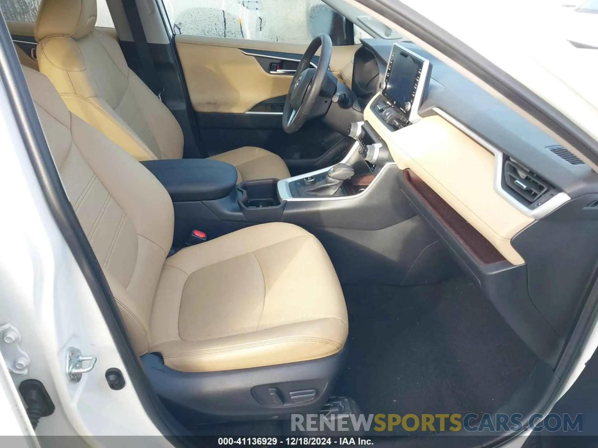 5 fotografías del automóvil dañado 4T3D6RFV7NU076017 TOYOTA RAV4 HYBRID 2022