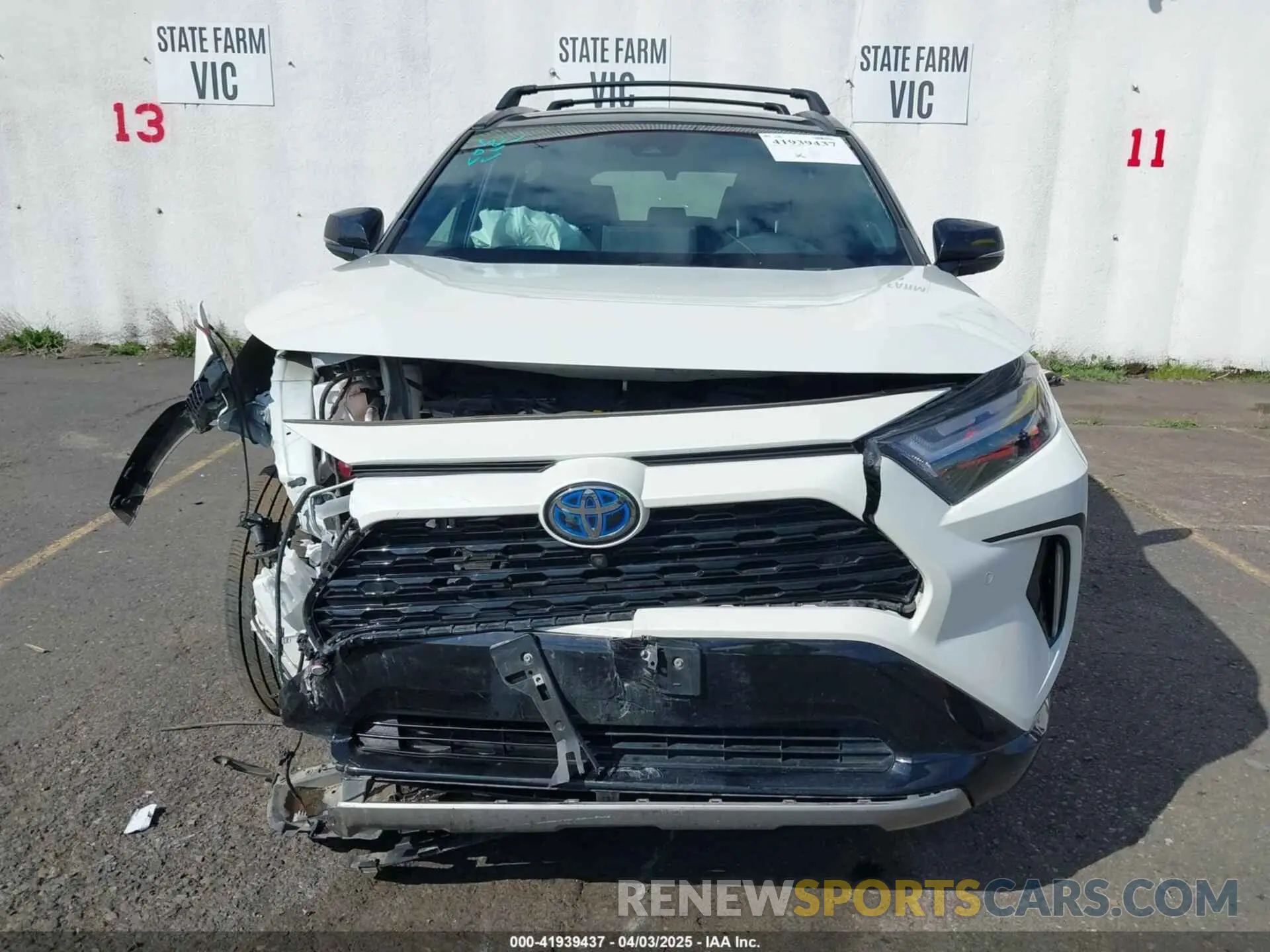13 fotografías del automóvil dañado 4T3E6RFV1NU089236 TOYOTA RAV4 HYBRID 2022