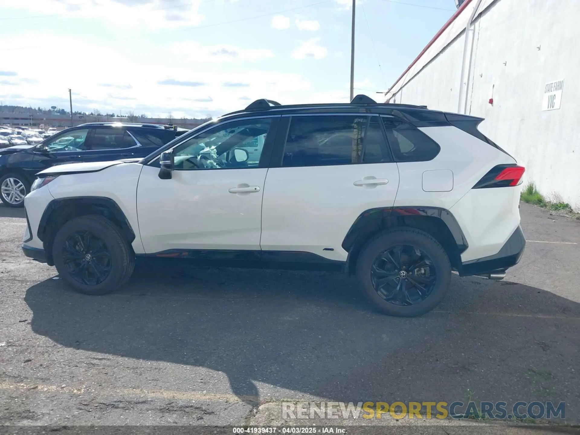 15 fotografías del automóvil dañado 4T3E6RFV1NU089236 TOYOTA RAV4 HYBRID 2022