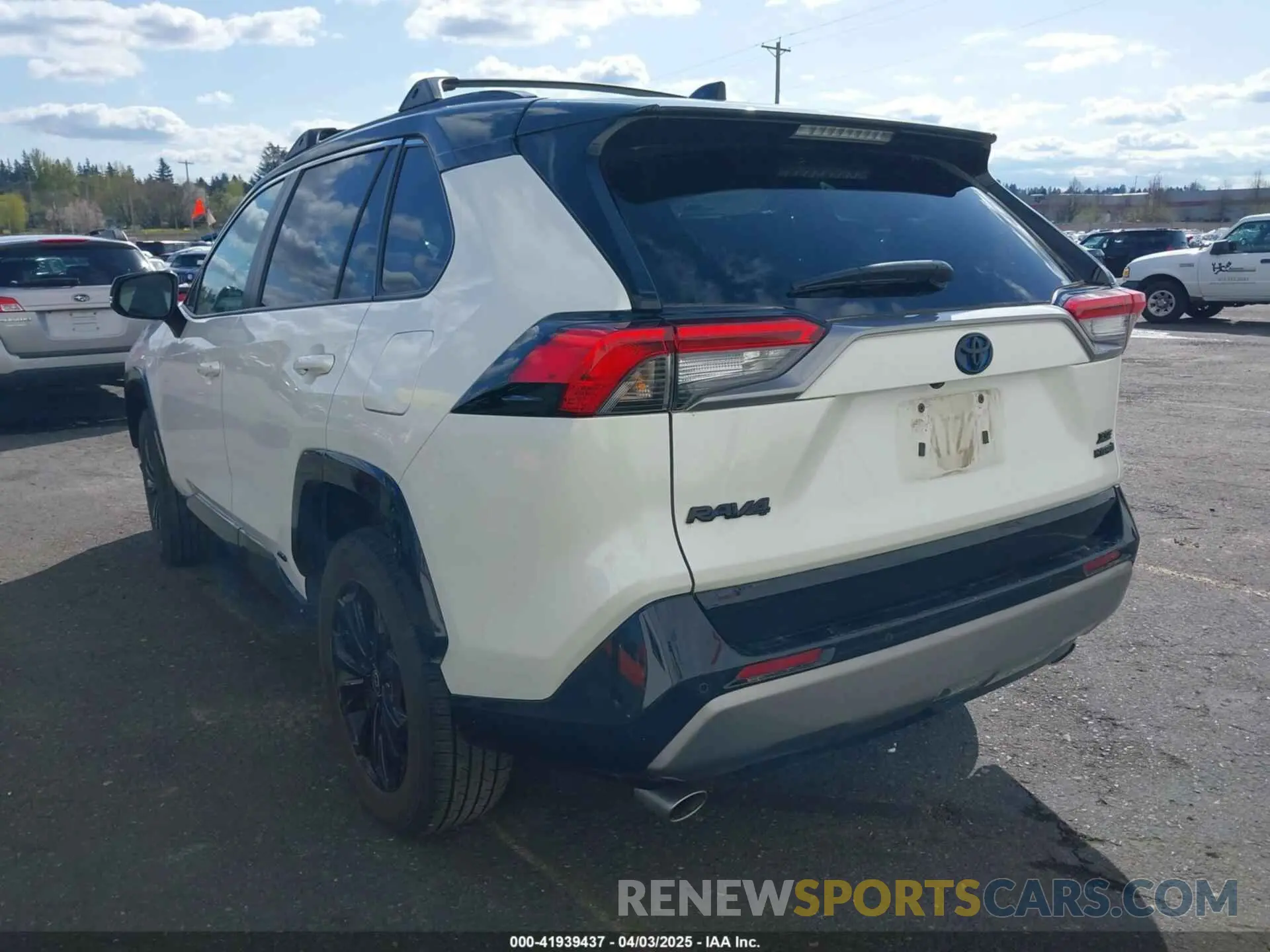3 fotografías del automóvil dañado 4T3E6RFV1NU089236 TOYOTA RAV4 HYBRID 2022