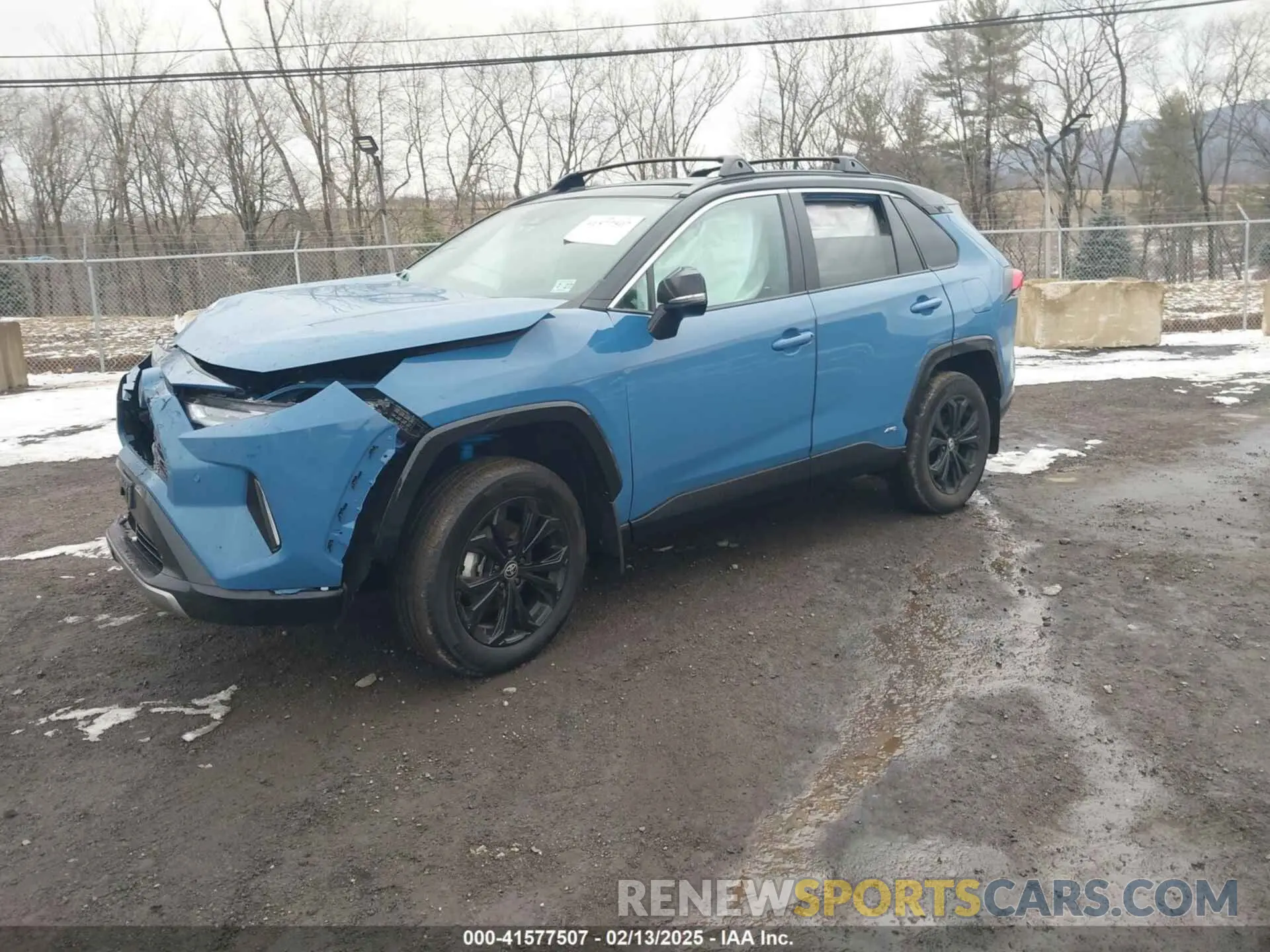 2 fotografías del automóvil dañado 4T3E6RFV7NU090830 TOYOTA RAV4 HYBRID 2022