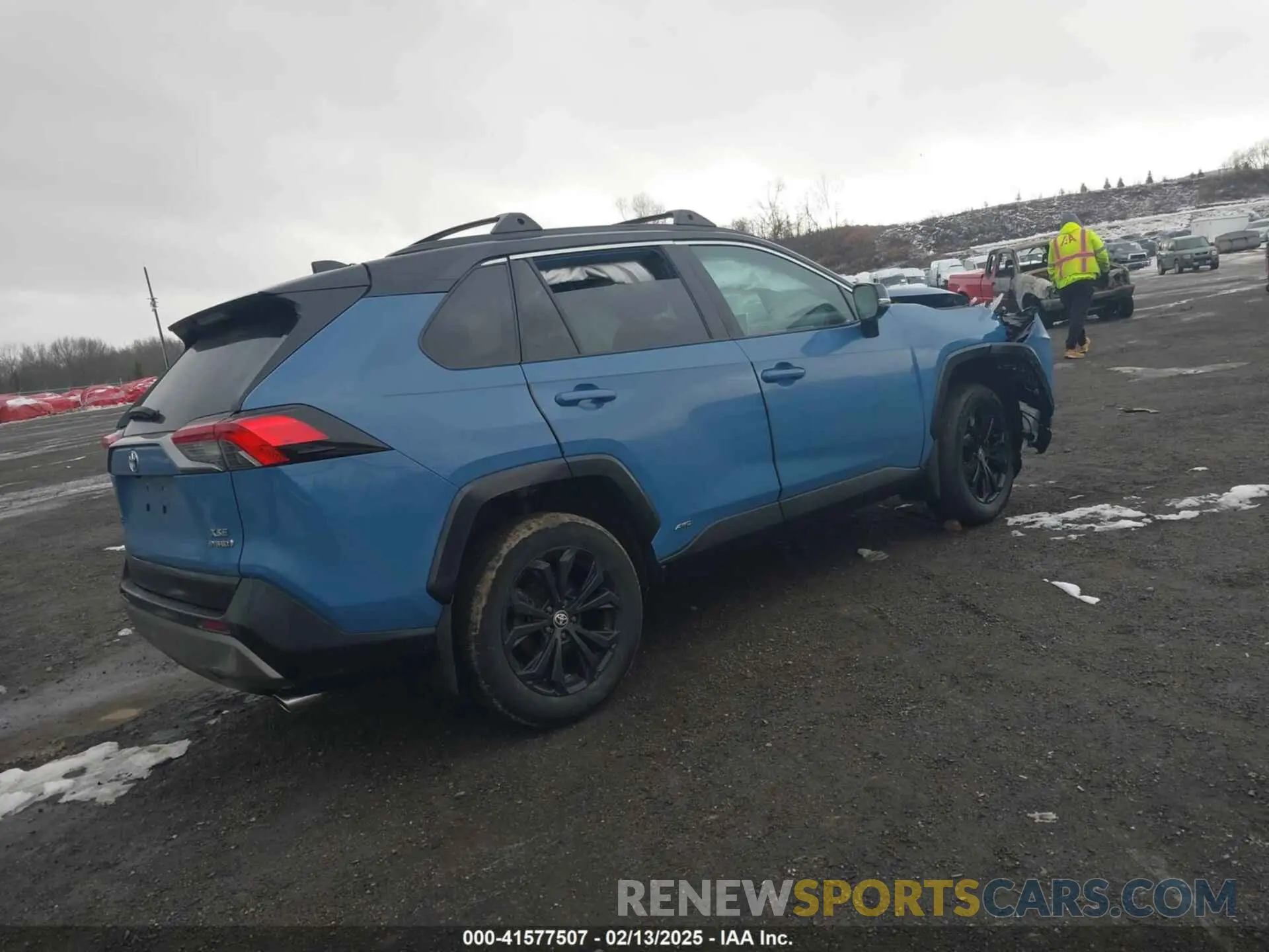 4 fotografías del automóvil dañado 4T3E6RFV7NU090830 TOYOTA RAV4 HYBRID 2022