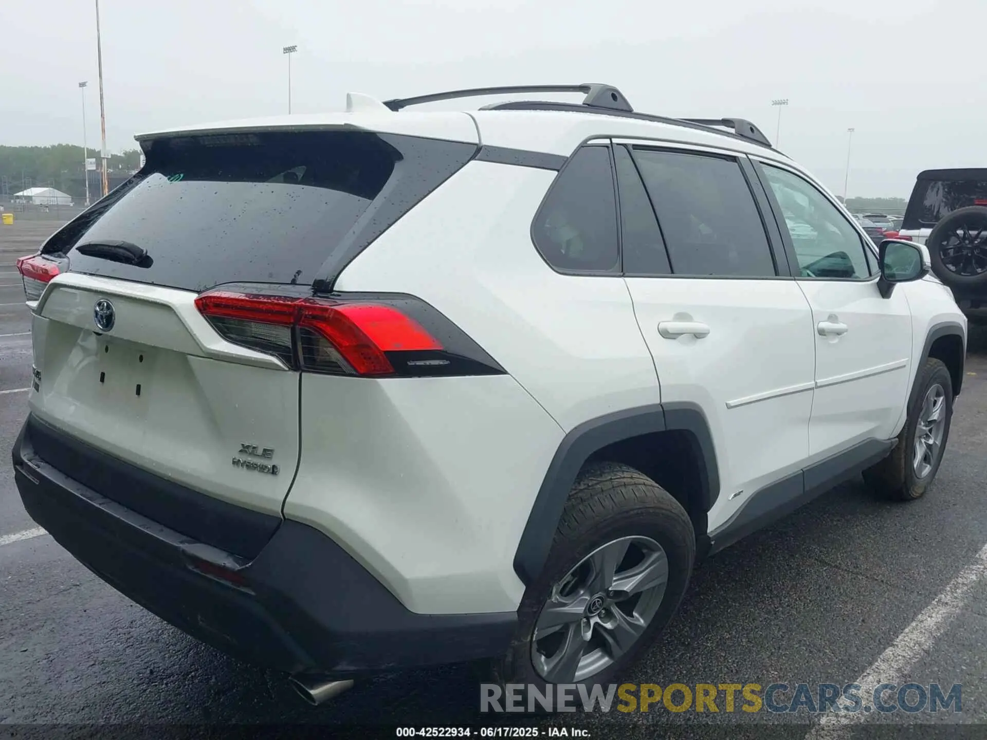 4 fotografías del automóvil dañado 4T3RWRFV0NU055144 TOYOTA RAV4 HYBRID 2022