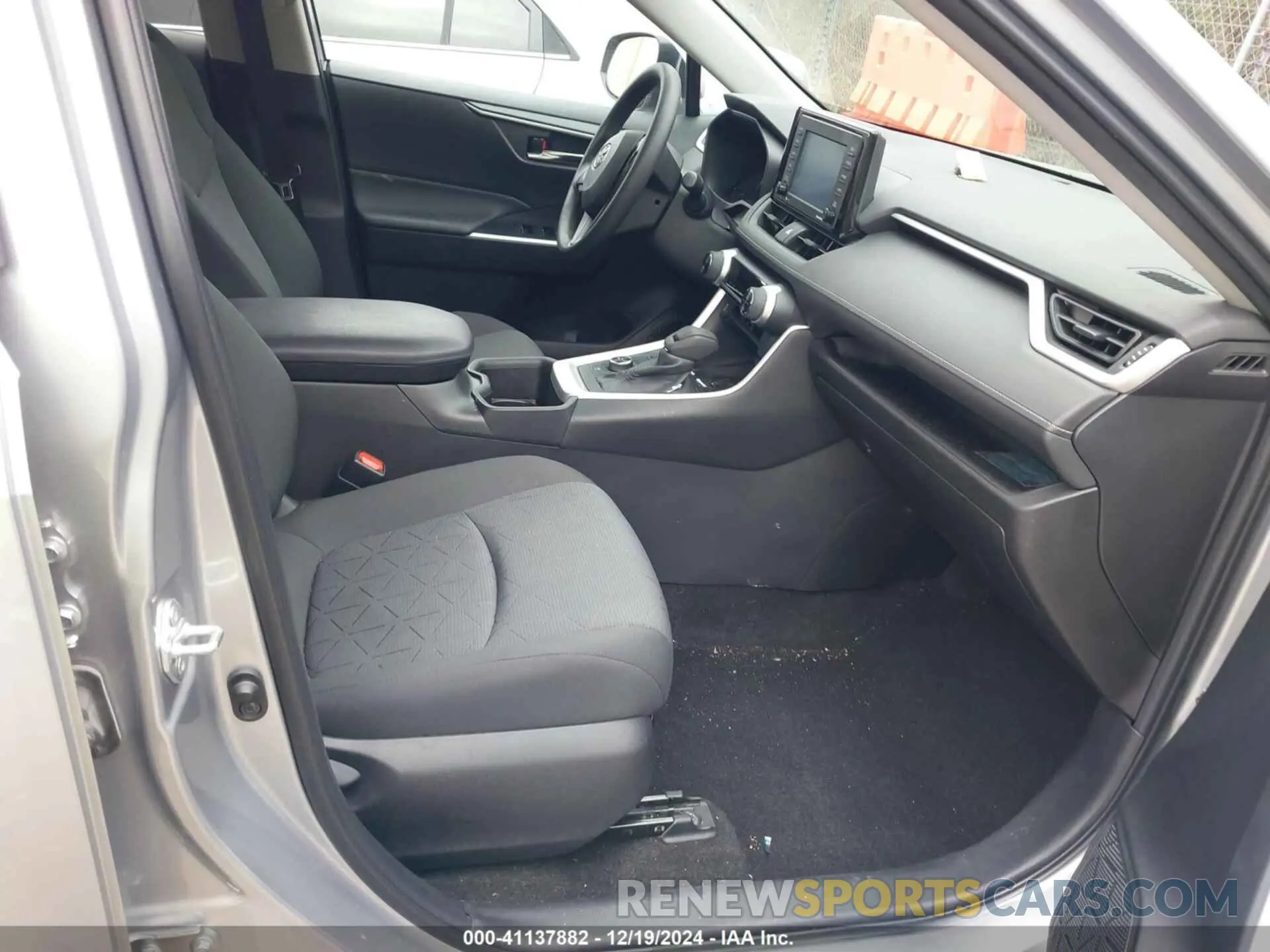 5 fotografías del automóvil dañado 4T3RWRFV0NU074874 TOYOTA RAV4 HYBRID 2022