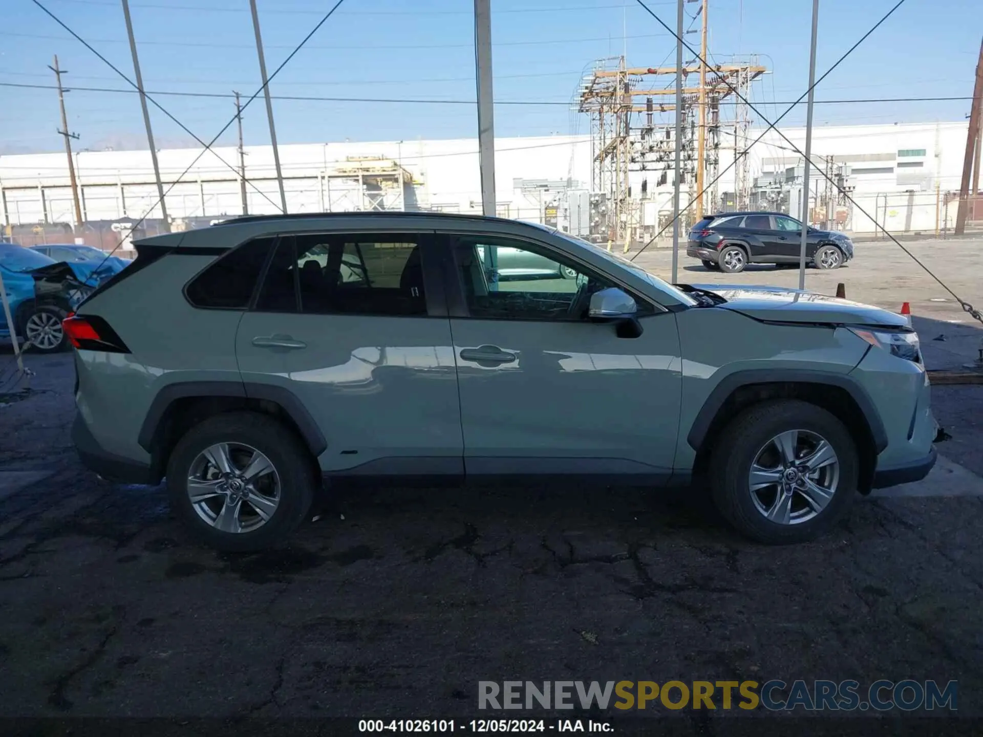 13 fotografías del automóvil dañado 4T3RWRFV2NU063004 TOYOTA RAV4 HYBRID 2022