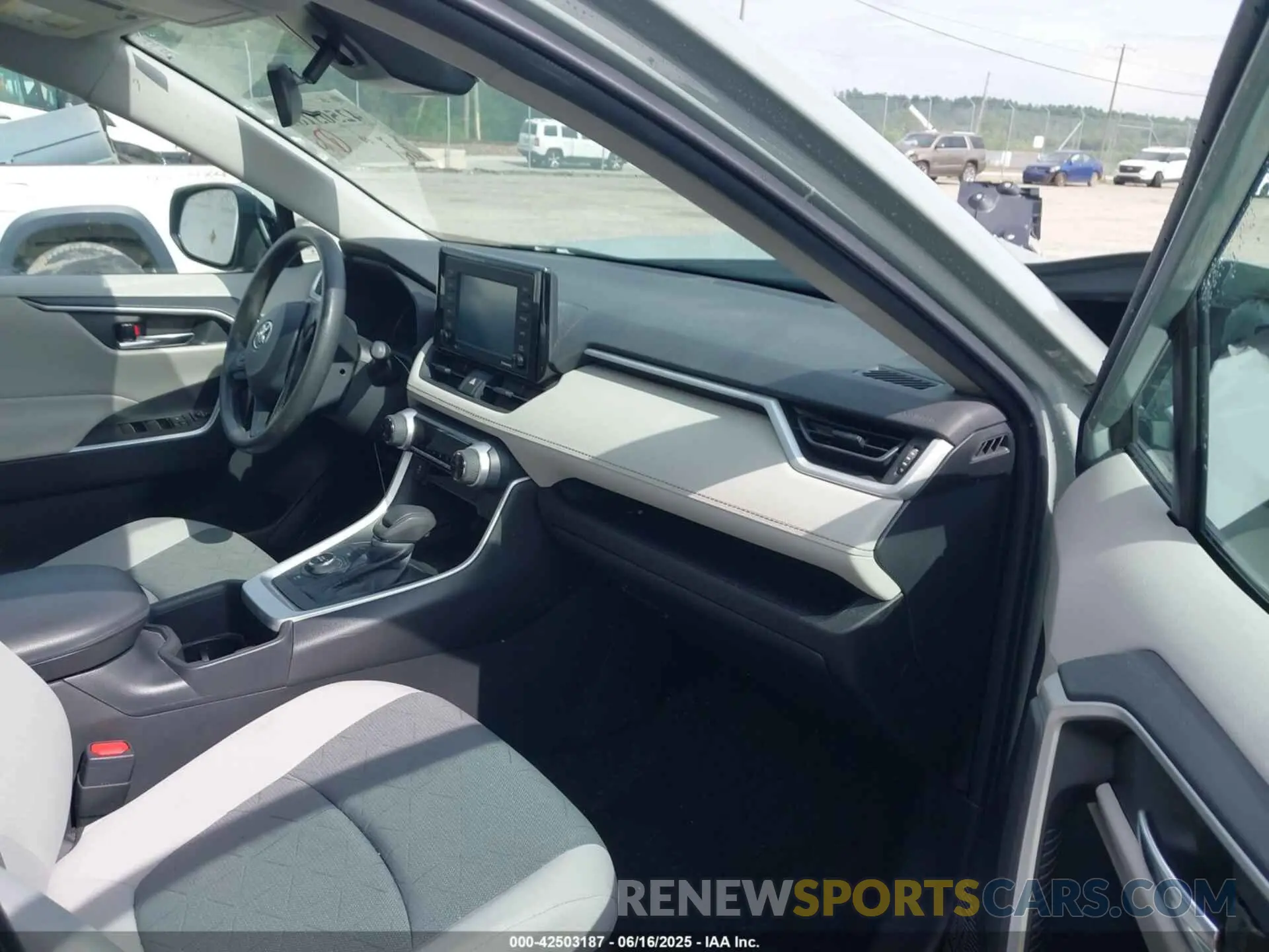 5 fotografías del automóvil dañado 4T3RWRFV5NU051932 TOYOTA RAV4 HYBRID 2022