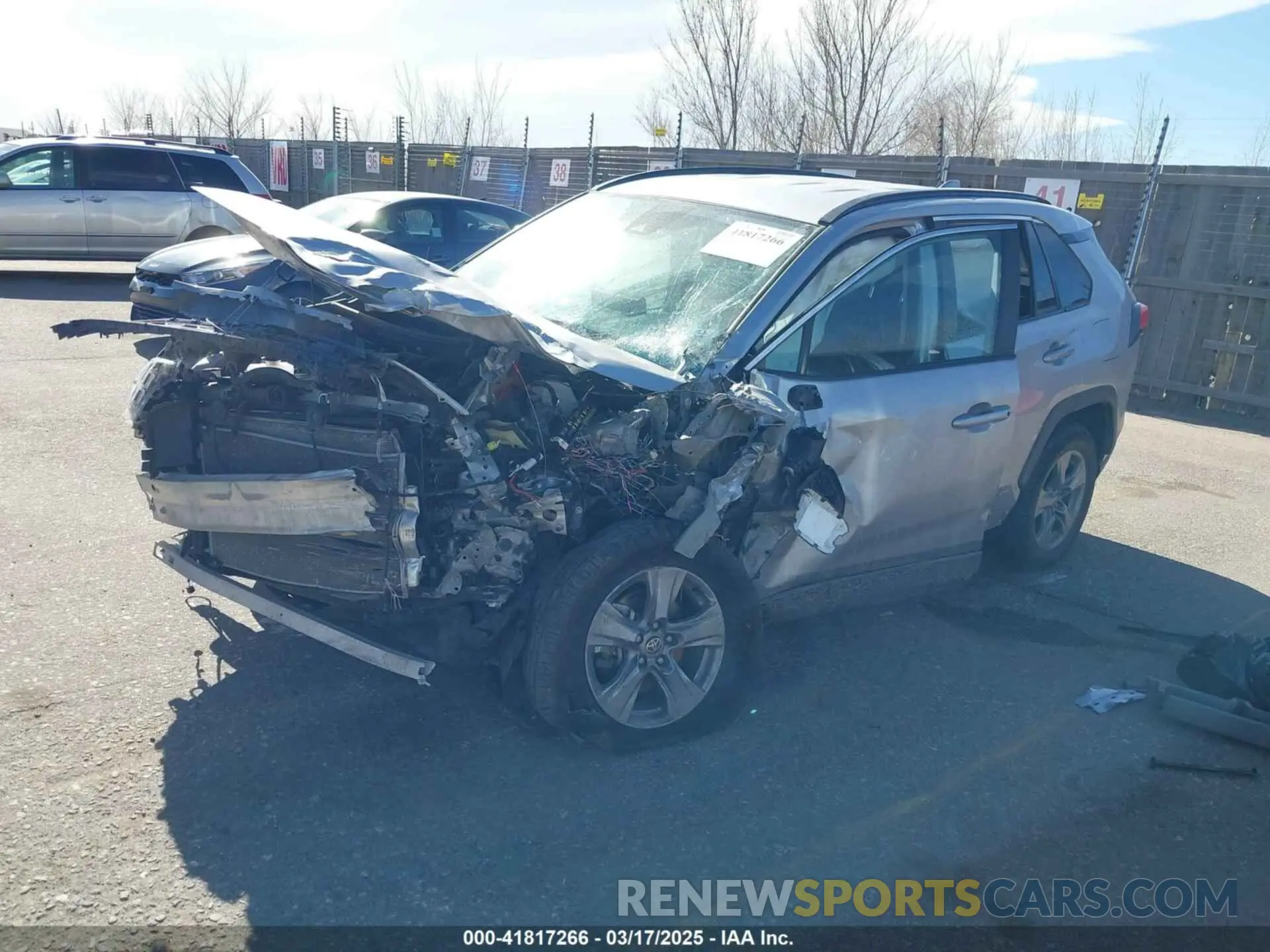 2 fotografías del automóvil dañado 4T3RWRFV5NU075549 TOYOTA RAV4 HYBRID 2022