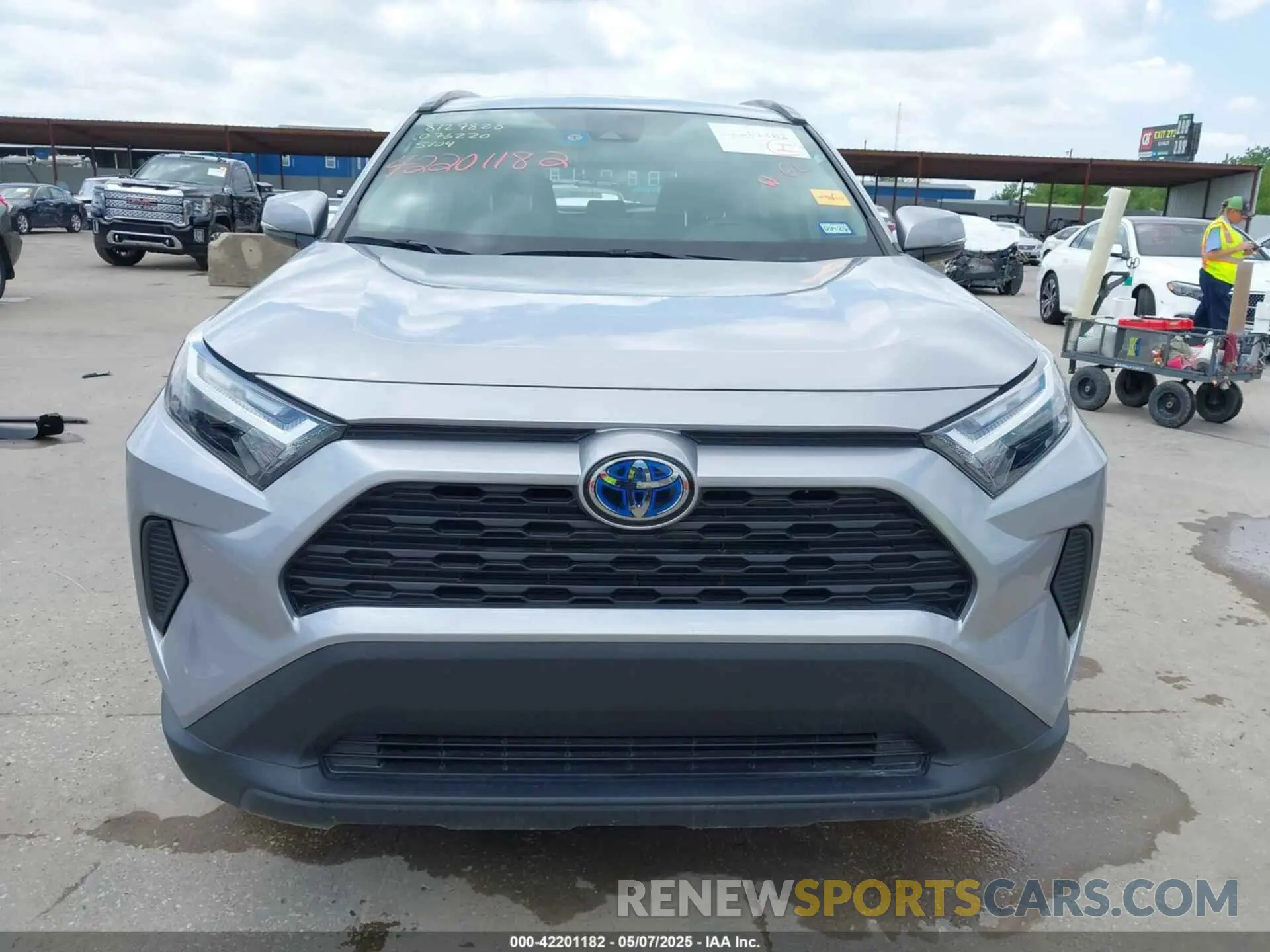 13 fotografías del automóvil dañado 4T3RWRFV7NU076220 TOYOTA RAV4 HYBRID 2022