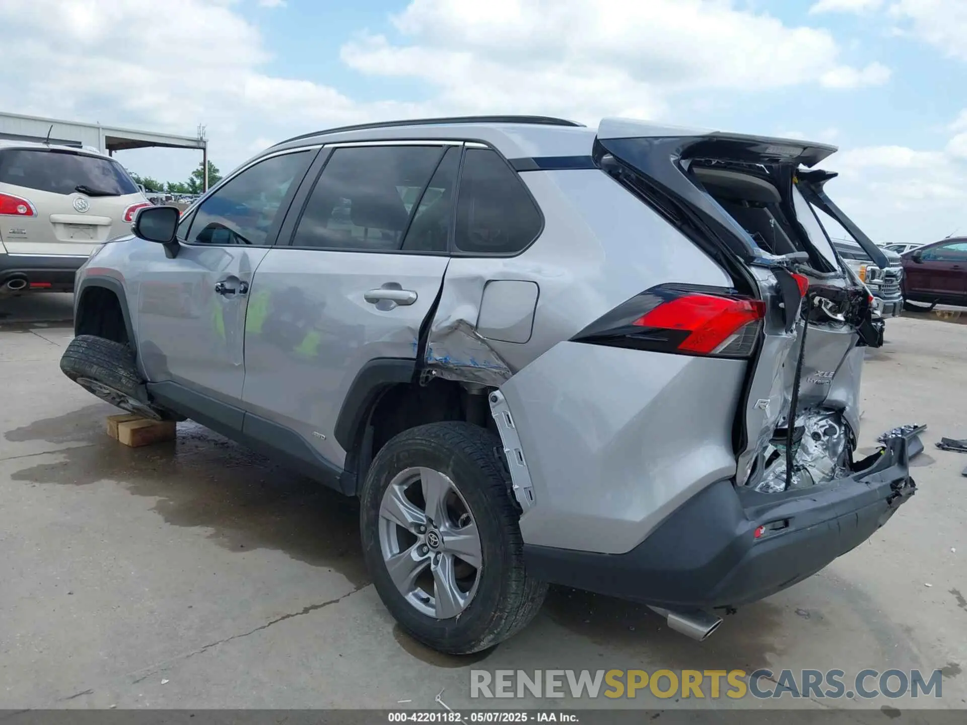 3 fotografías del automóvil dañado 4T3RWRFV7NU076220 TOYOTA RAV4 HYBRID 2022