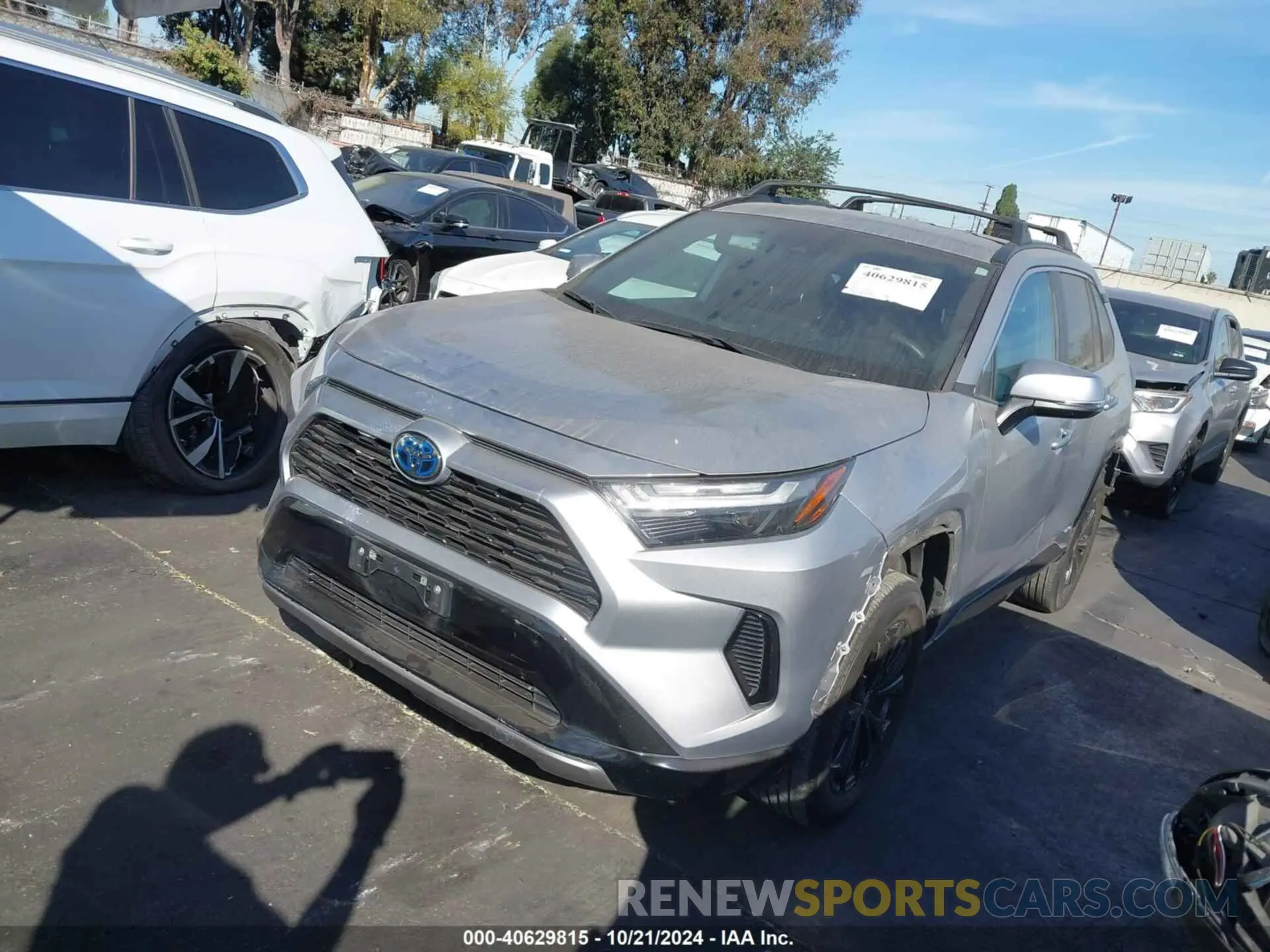 2 fotografías del automóvil dañado 4T3T6RFV2NU064837 TOYOTA RAV4 HYBRID 2022