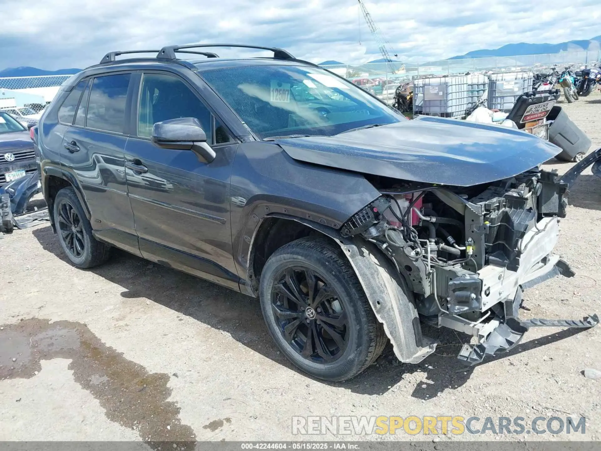 1 fotografías del automóvil dañado JTM16RFV0ND070012 TOYOTA RAV4 HYBRID 2022