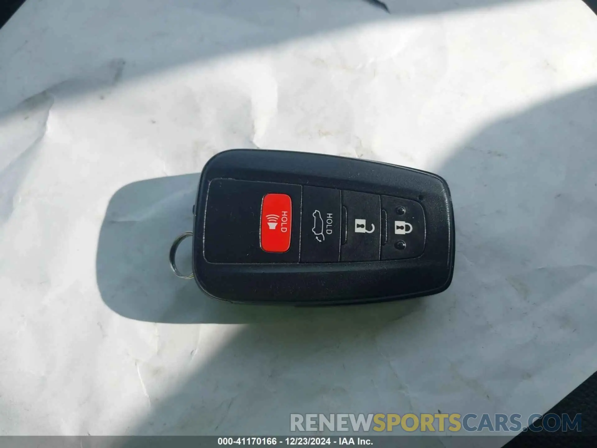11 fotografías del automóvil dañado JTMB6RFV2ND073661 TOYOTA RAV4 HYBRID 2022