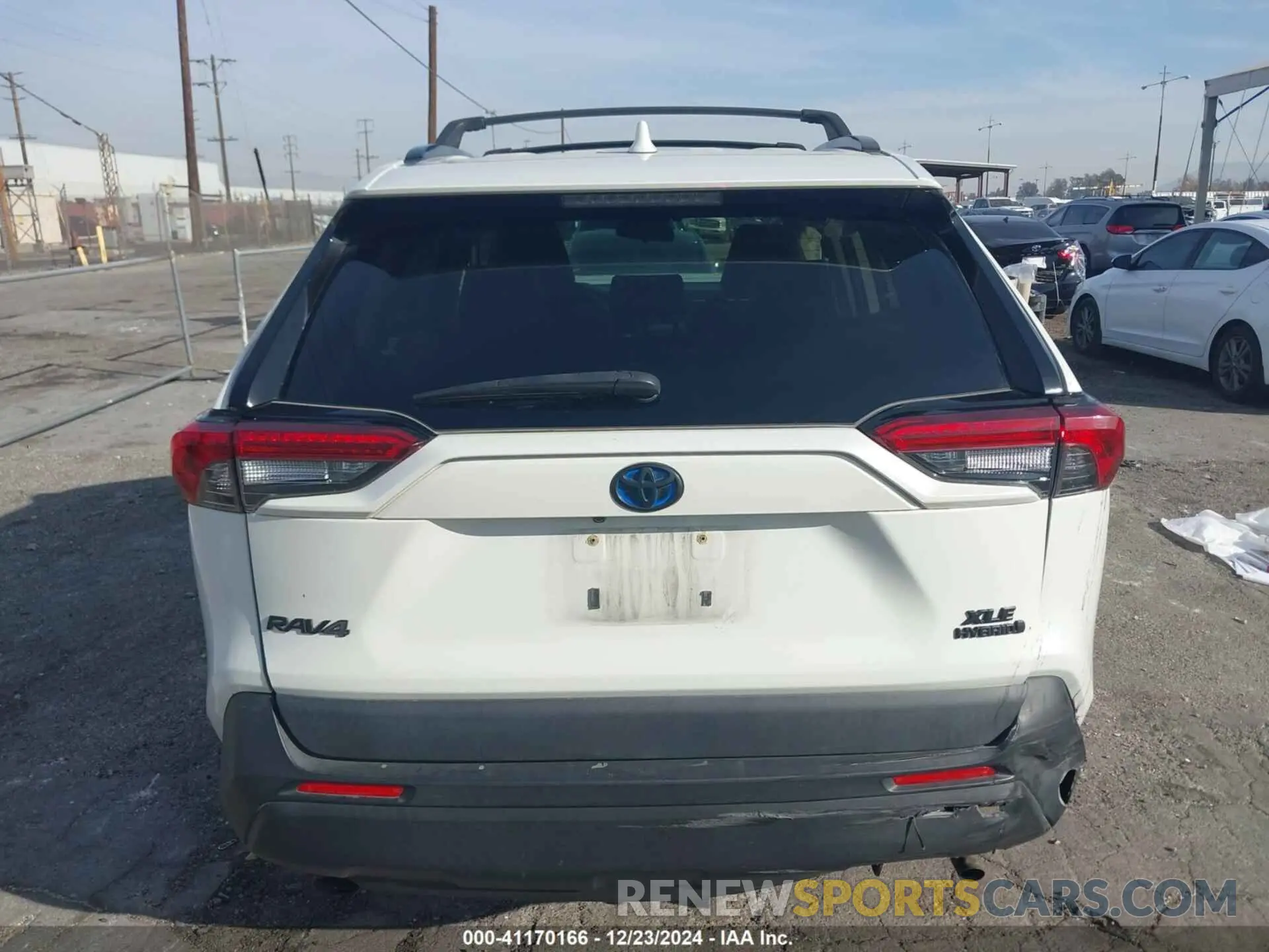 16 fotografías del automóvil dañado JTMB6RFV2ND073661 TOYOTA RAV4 HYBRID 2022