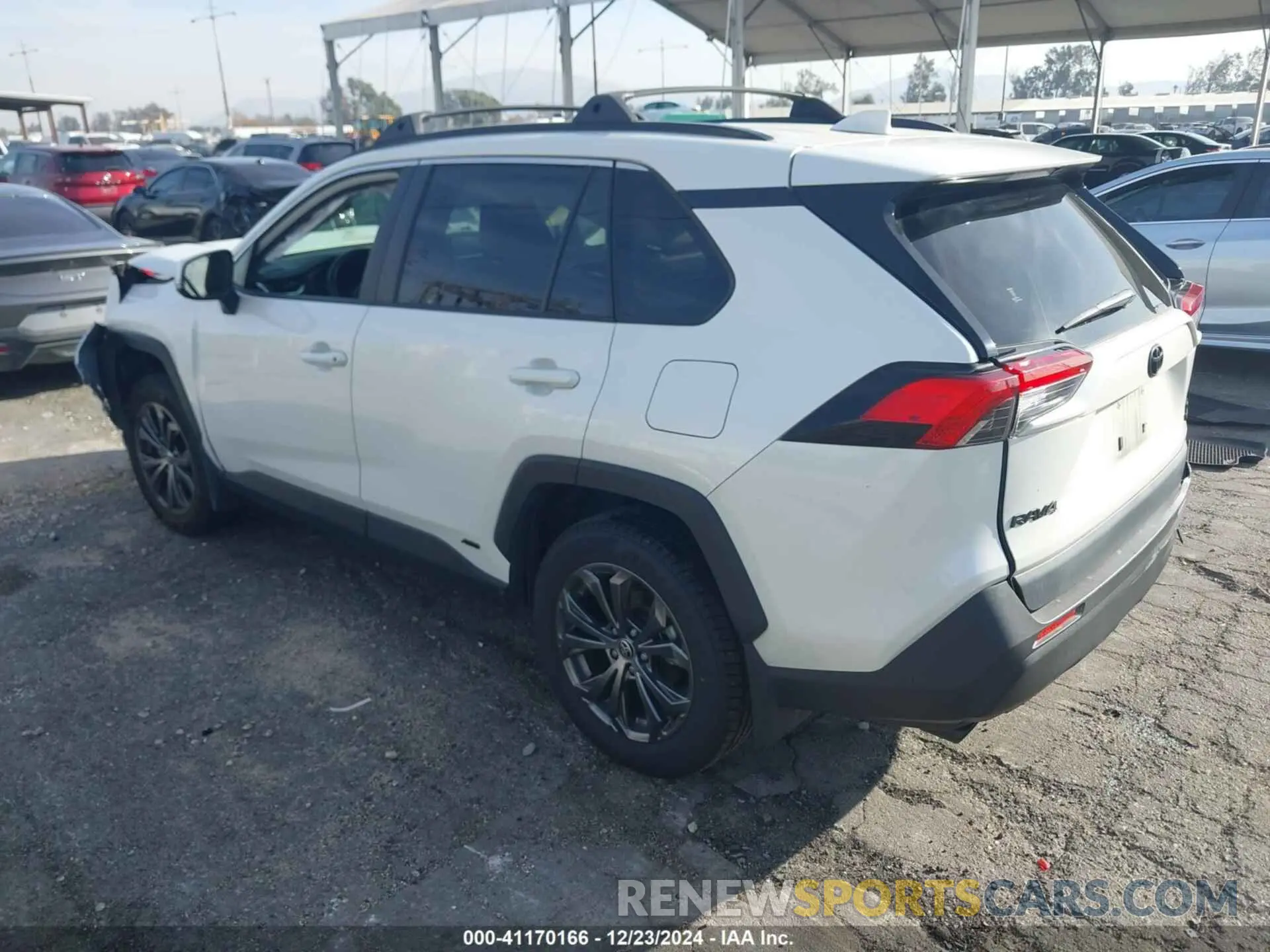 3 fotografías del automóvil dañado JTMB6RFV2ND073661 TOYOTA RAV4 HYBRID 2022