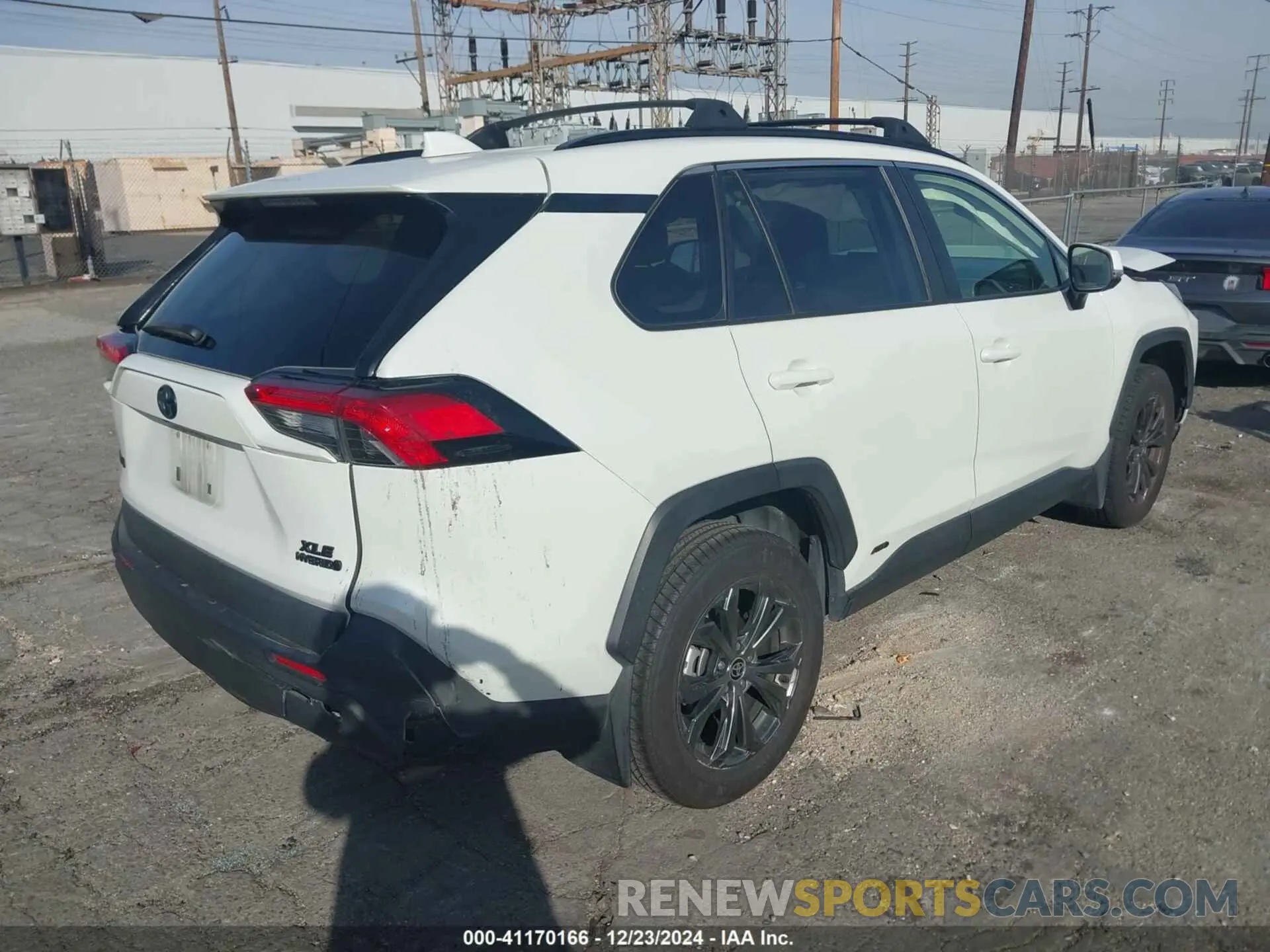 4 fotografías del automóvil dañado JTMB6RFV2ND073661 TOYOTA RAV4 HYBRID 2022