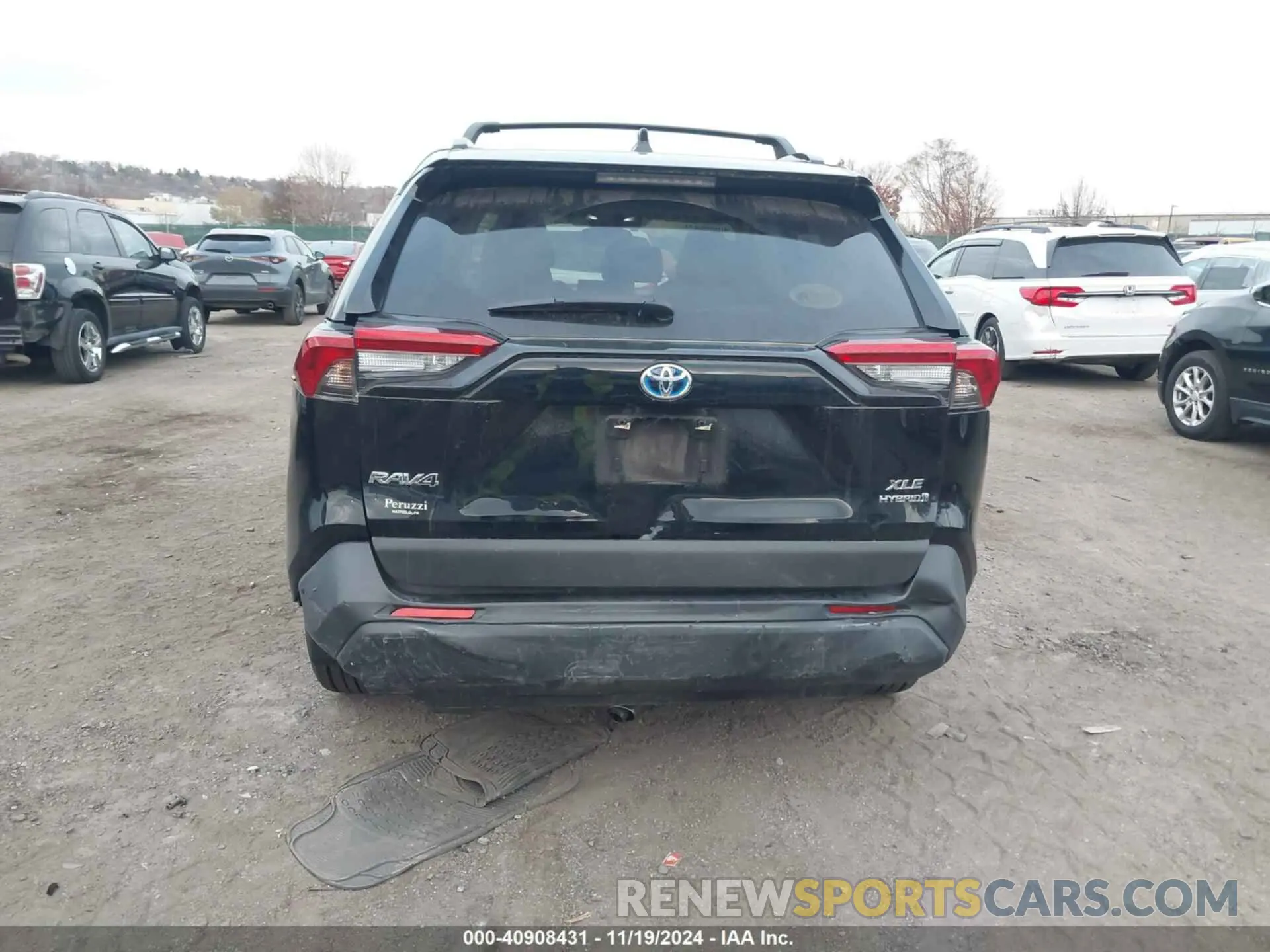 6 fotografías del automóvil dañado JTMB6RFV3ND050728 TOYOTA RAV4 HYBRID 2022