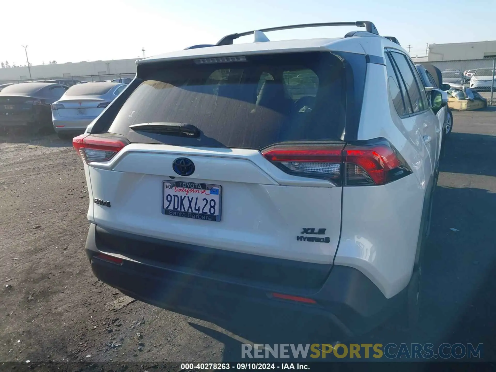 17 fotografías del automóvil dañado JTMB6RFV3ND076908 TOYOTA RAV4 HYBRID 2022