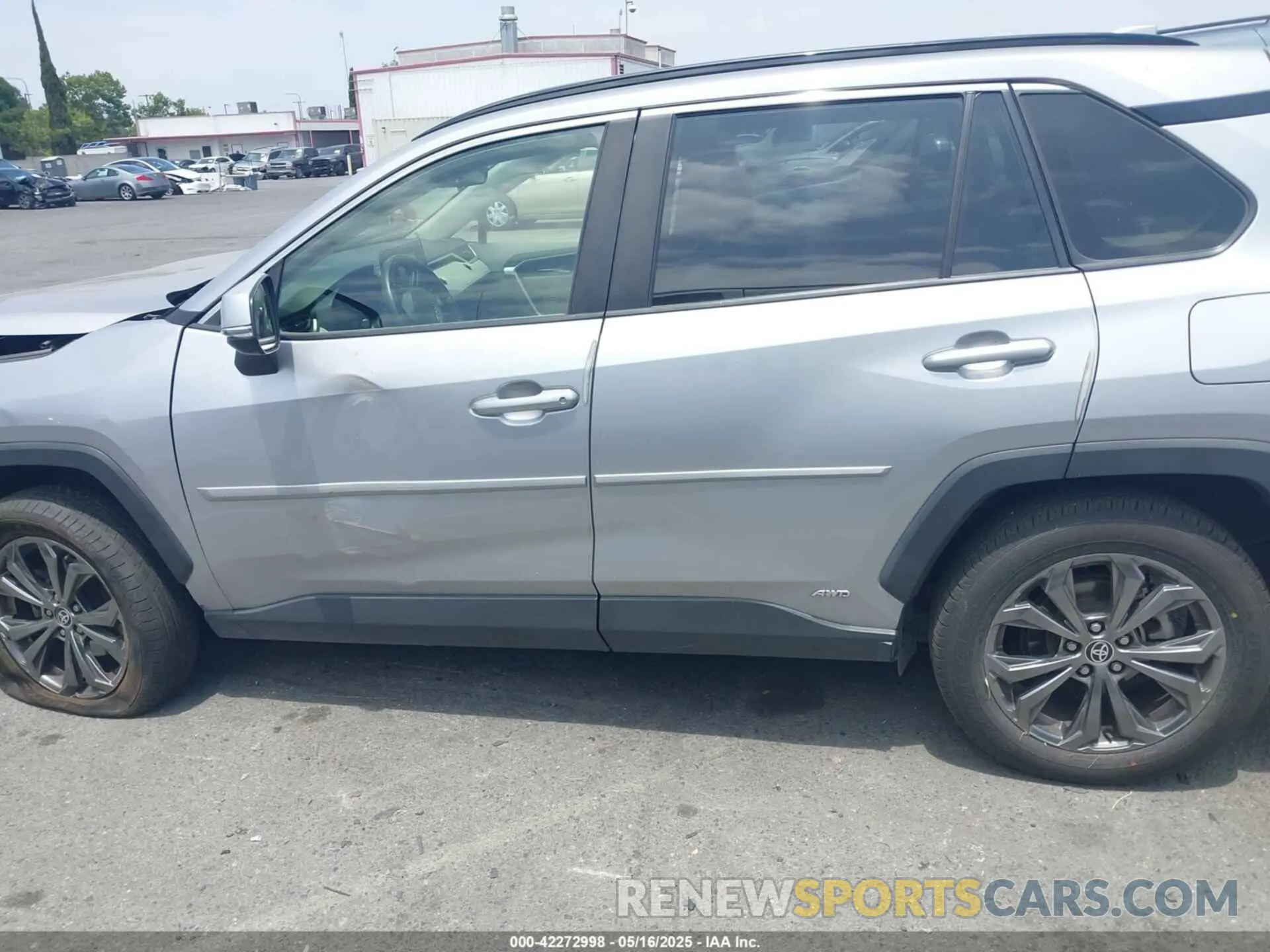 14 fotografías del automóvil dañado JTMB6RFV8ND056654 TOYOTA RAV4 HYBRID 2022