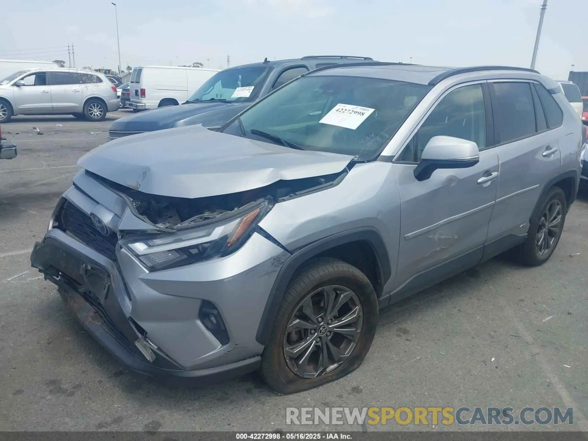 2 fotografías del automóvil dañado JTMB6RFV8ND056654 TOYOTA RAV4 HYBRID 2022