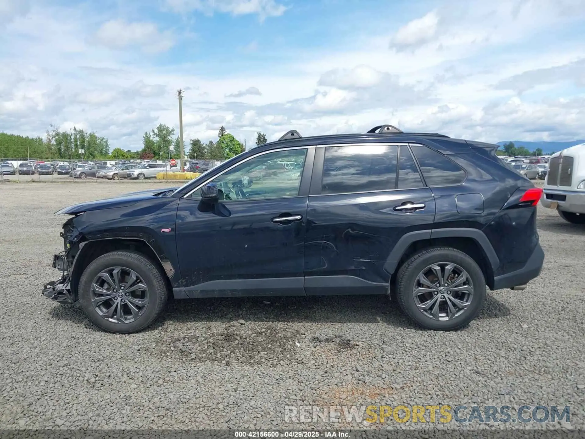 15 fotografías del automóvil dañado JTMD6RFV0NJ019432 TOYOTA RAV4 HYBRID 2022