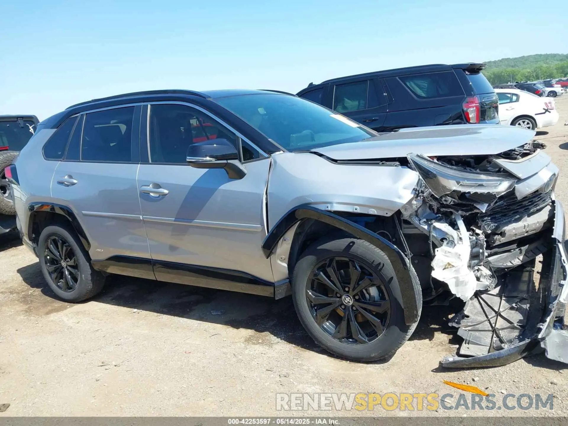 13 fotografías del automóvil dañado JTME6RFV1ND520168 TOYOTA RAV4 HYBRID 2022