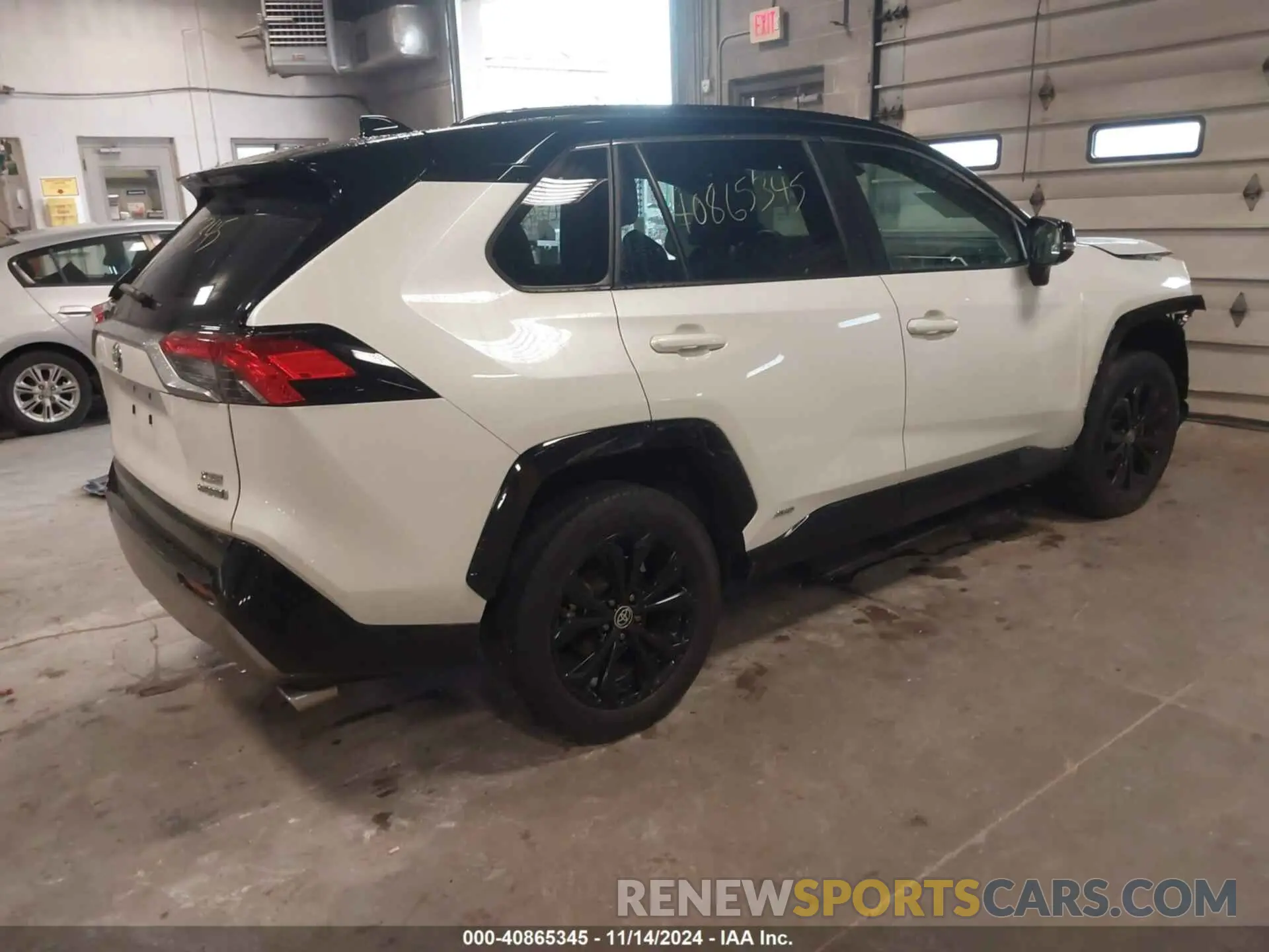 4 fotografías del automóvil dañado JTME6RFV5ND522277 TOYOTA RAV4 HYBRID 2022
