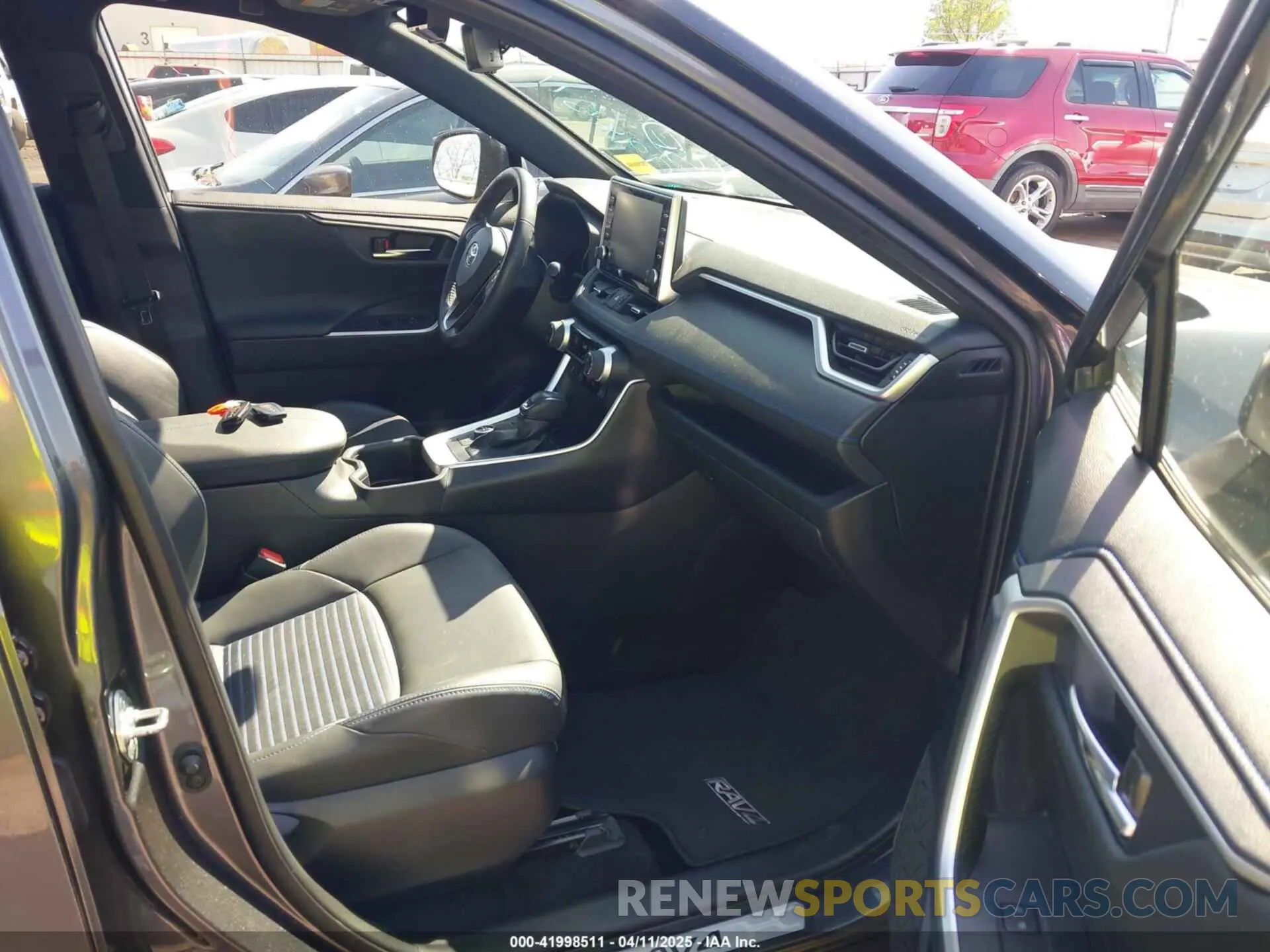5 fotografías del automóvil dañado JTME6RFV5ND527043 TOYOTA RAV4 HYBRID 2022