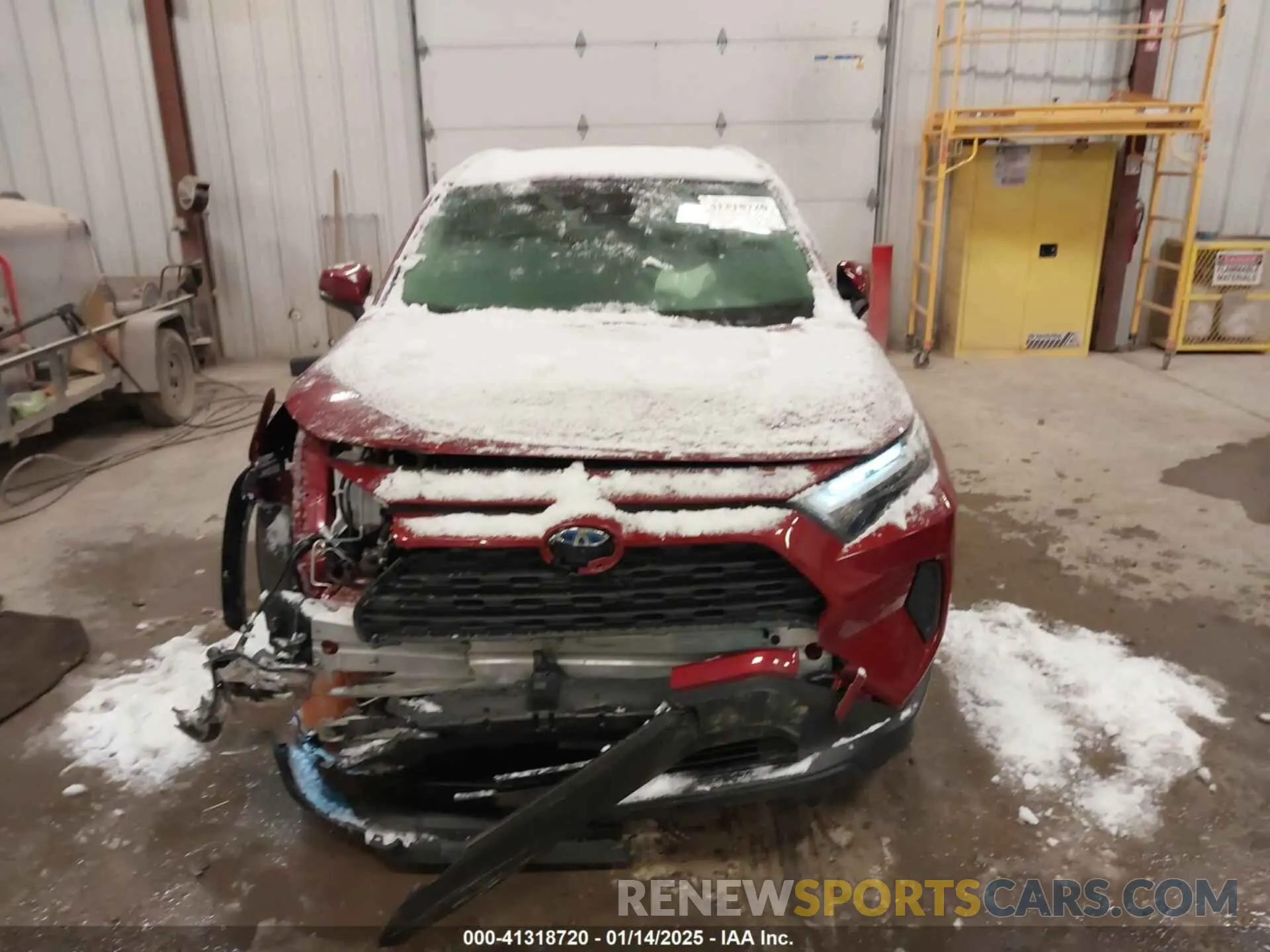 12 fotografías del automóvil dañado JTMRWRFV2ND564732 TOYOTA RAV4 HYBRID 2022