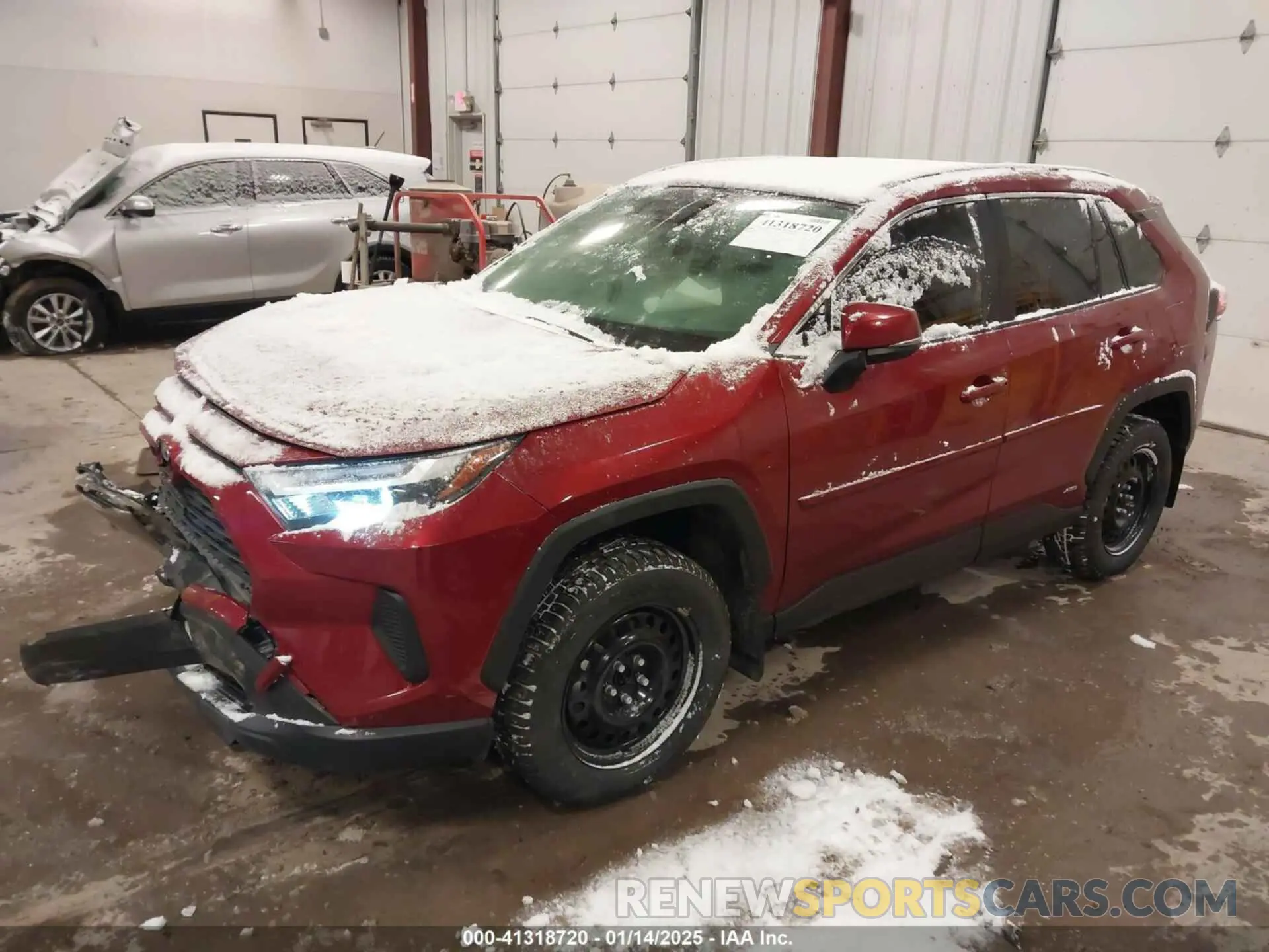 2 fotografías del automóvil dañado JTMRWRFV2ND564732 TOYOTA RAV4 HYBRID 2022