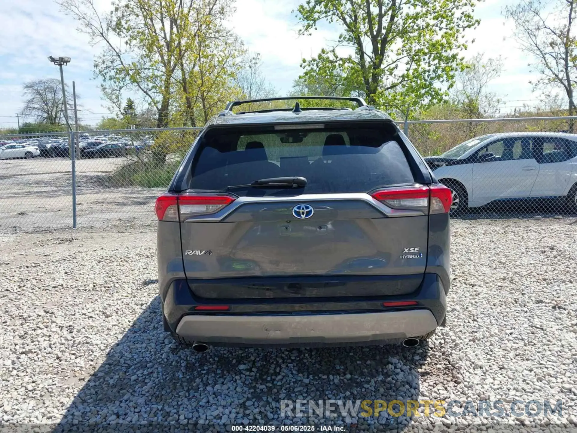 16 fotografías del automóvil dañado 2T3E6RFV3PW041997 TOYOTA RAV4 HYBRID 2023