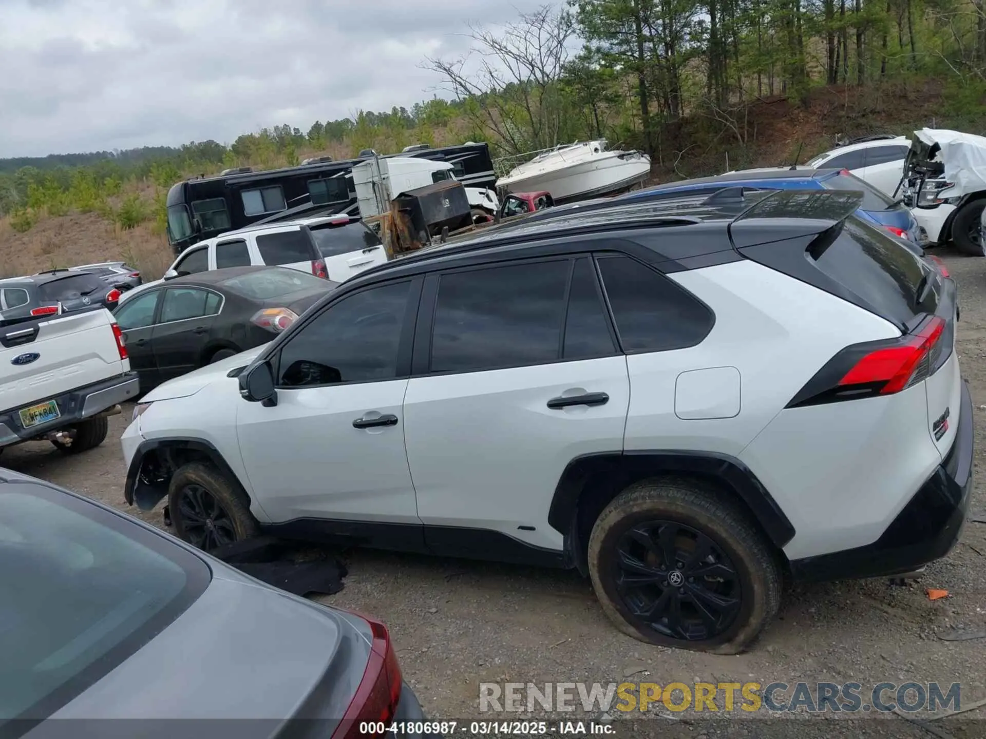 14 fotografías del automóvil dañado 2T3E6RFV7PW041310 TOYOTA RAV4 HYBRID 2023