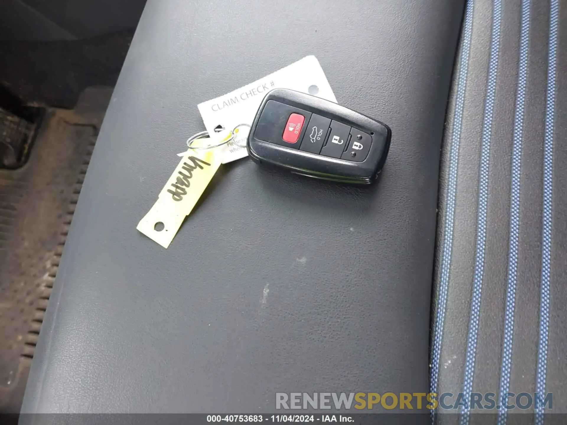 11 fotografías del automóvil dañado 2T3E6RFV8PW046208 TOYOTA RAV4 HYBRID 2023