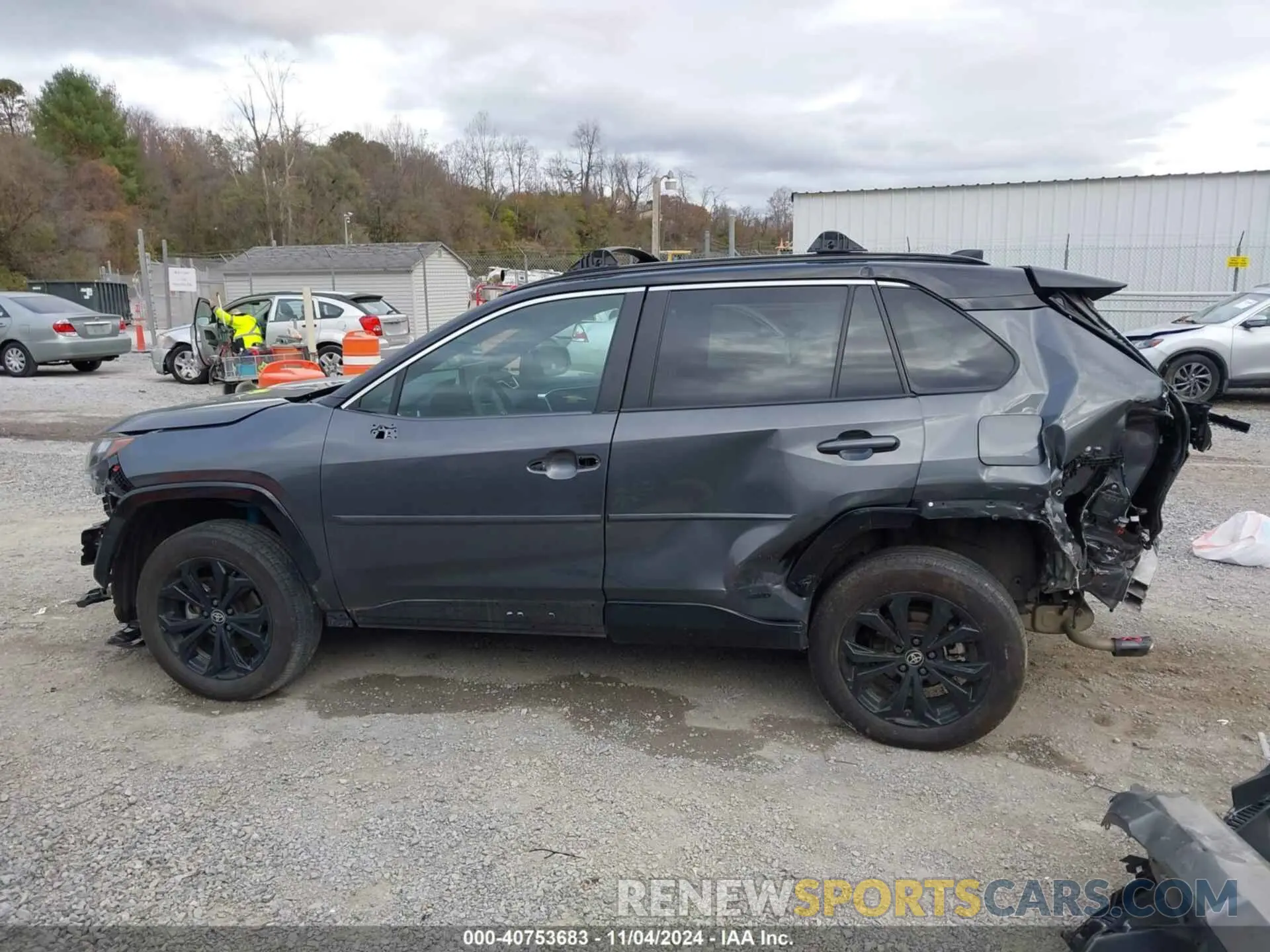 15 fotografías del automóvil dañado 2T3E6RFV8PW046208 TOYOTA RAV4 HYBRID 2023