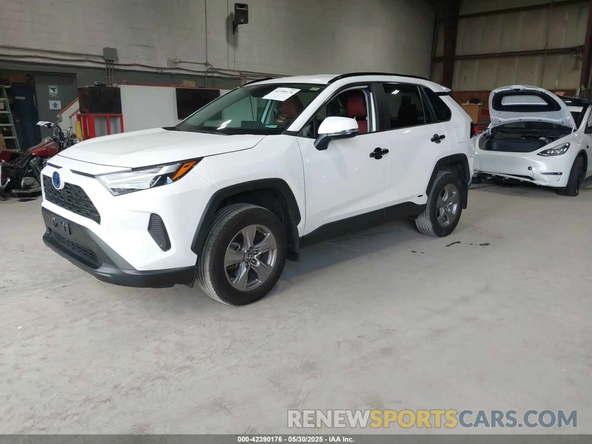 2 fotografías del automóvil dañado 2T3RWRFV0PW184553 TOYOTA RAV4 HYBRID 2023