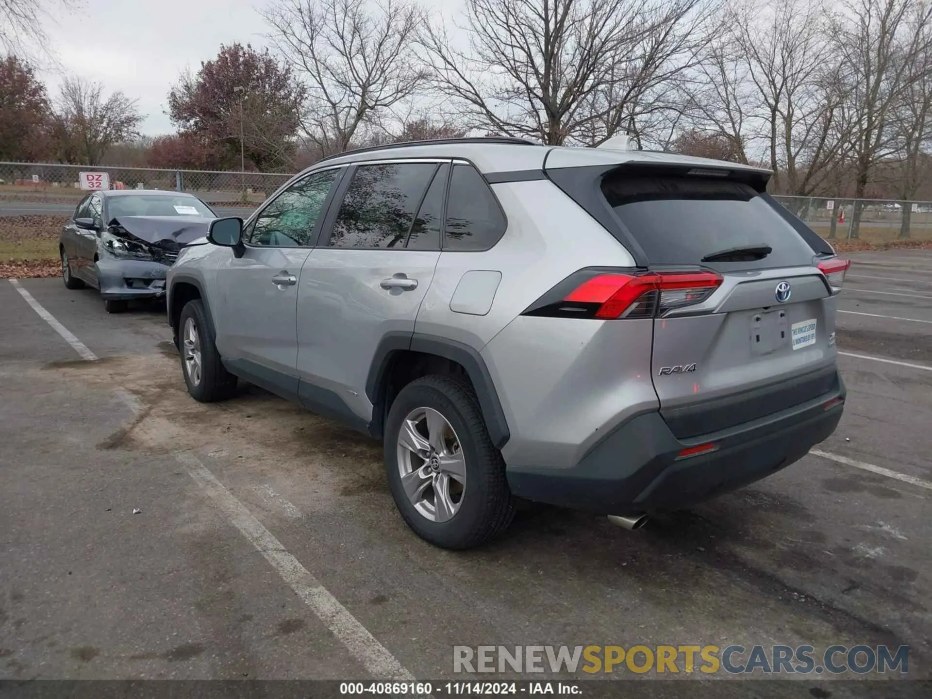3 fotografías del automóvil dañado 2T3RWRFV4PW178867 TOYOTA RAV4 HYBRID 2023