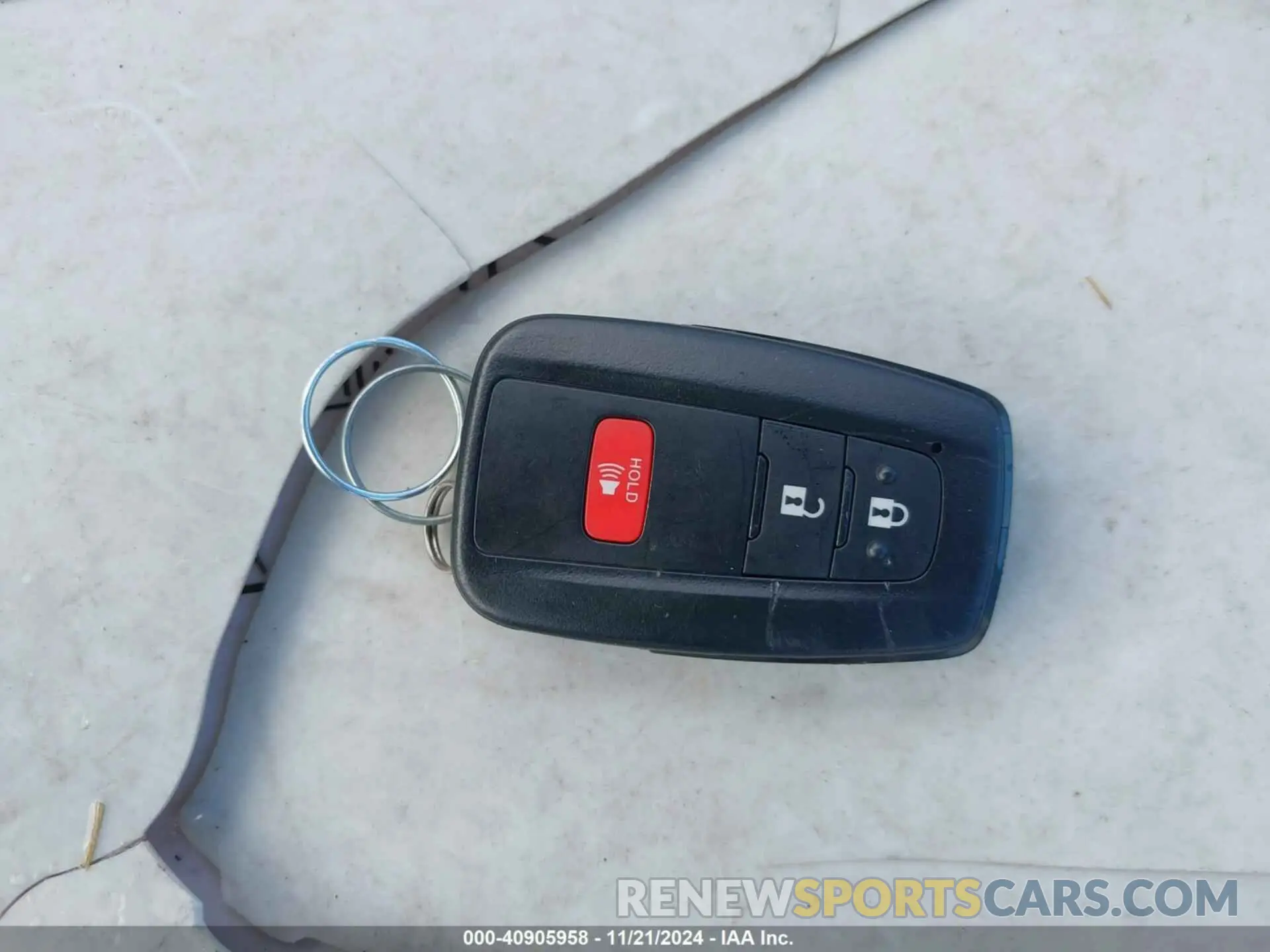 11 fotografías del automóvil dañado 2T3UWRFV5PW167841 TOYOTA RAV4 HYBRID 2023