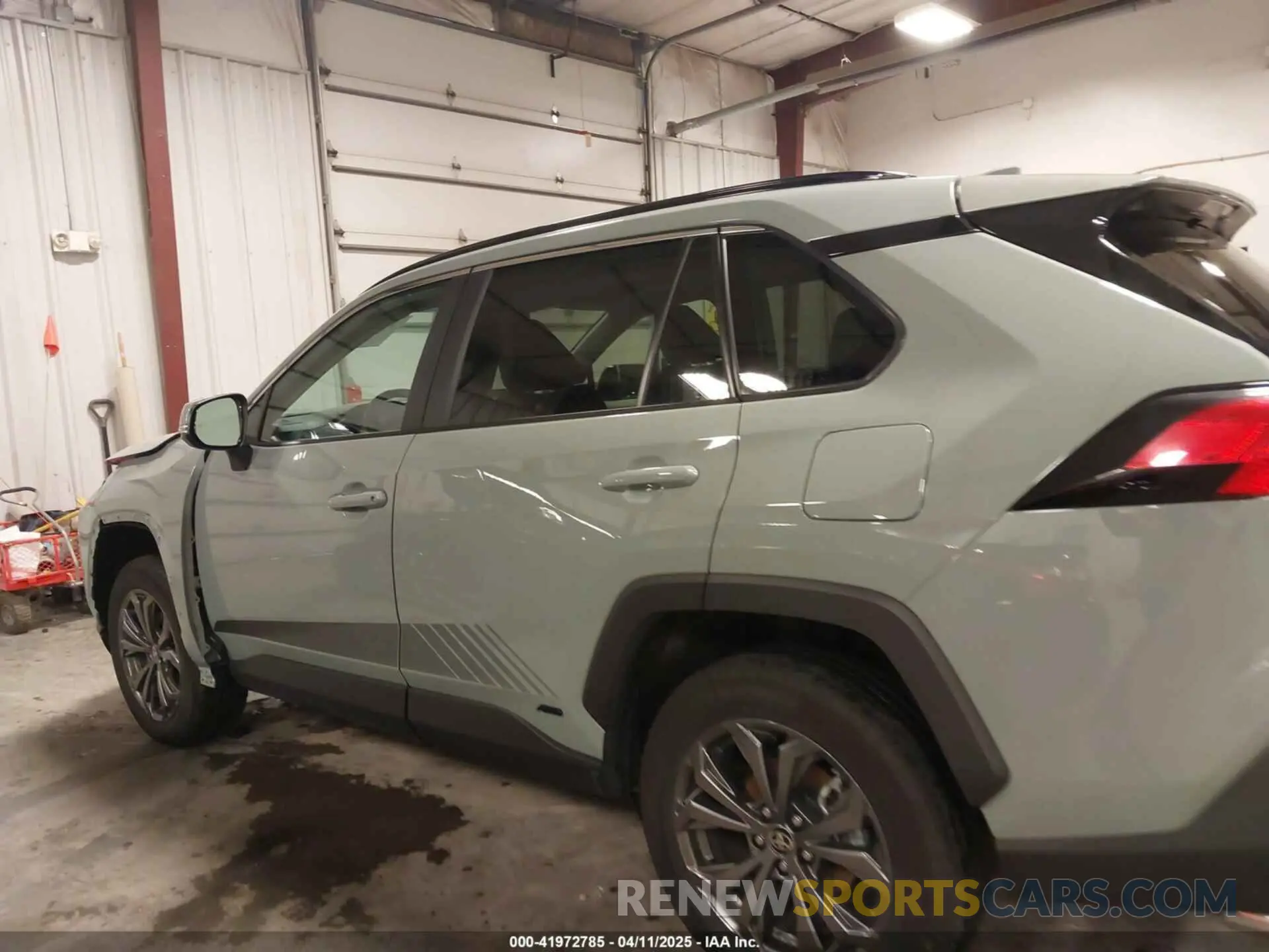 15 fotografías del automóvil dañado 4T3B6RFV0PU118506 TOYOTA RAV4 HYBRID 2023