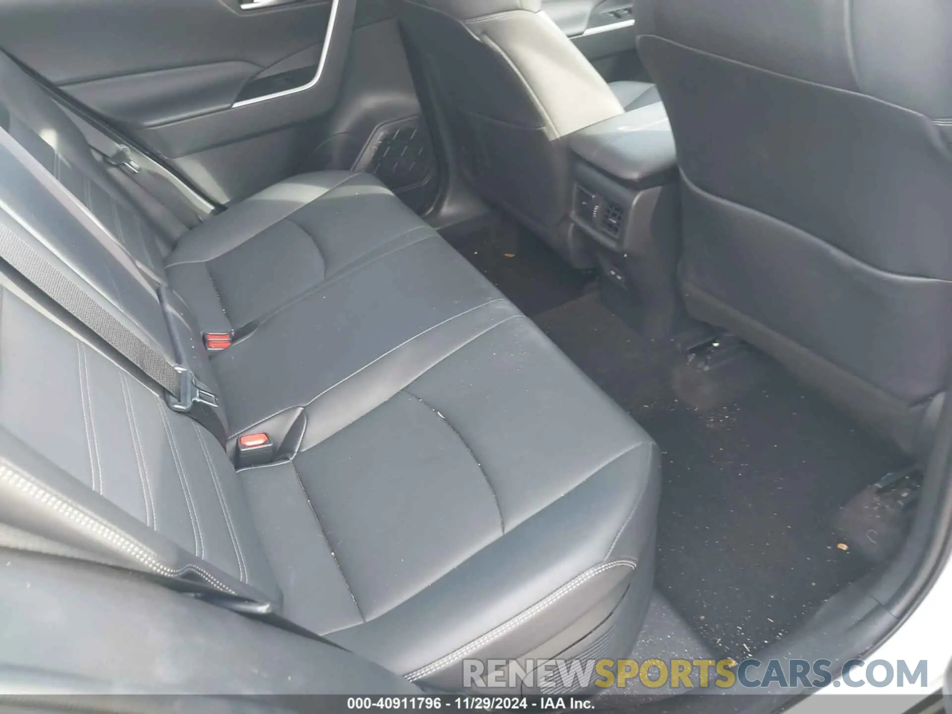 8 fotografías del automóvil dañado 4T3B6RFV5PU121837 TOYOTA RAV4 HYBRID 2023