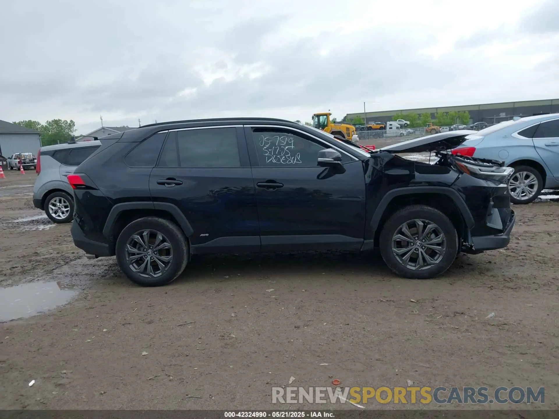 13 fotografías del automóvil dañado 4T3B6RFV6PU126643 TOYOTA RAV4 HYBRID 2023