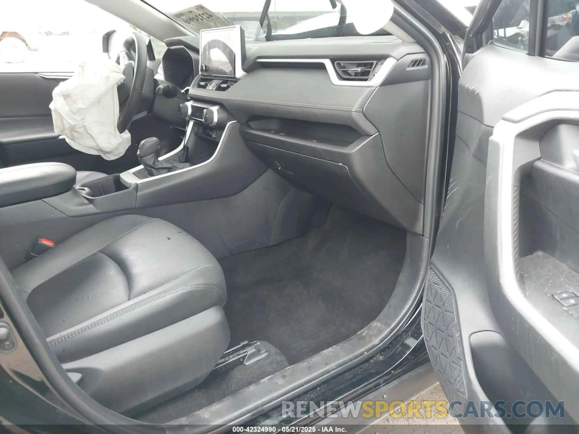 5 fotografías del automóvil dañado 4T3B6RFV6PU126643 TOYOTA RAV4 HYBRID 2023