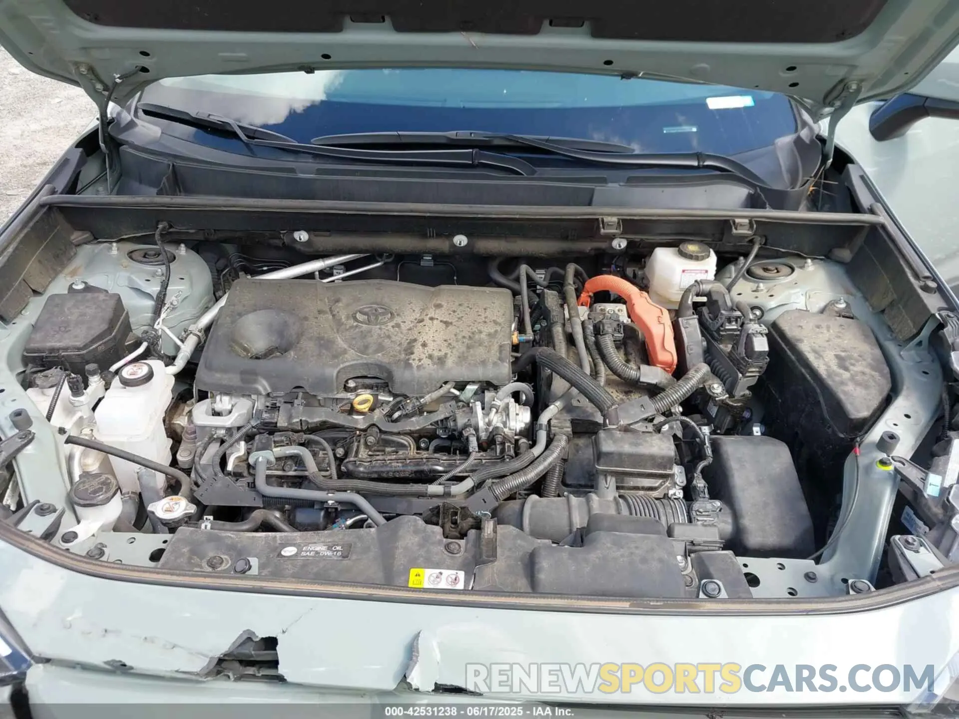 10 fotografías del automóvil dañado 4T3B6RFVXPU120179 TOYOTA RAV4 HYBRID 2023
