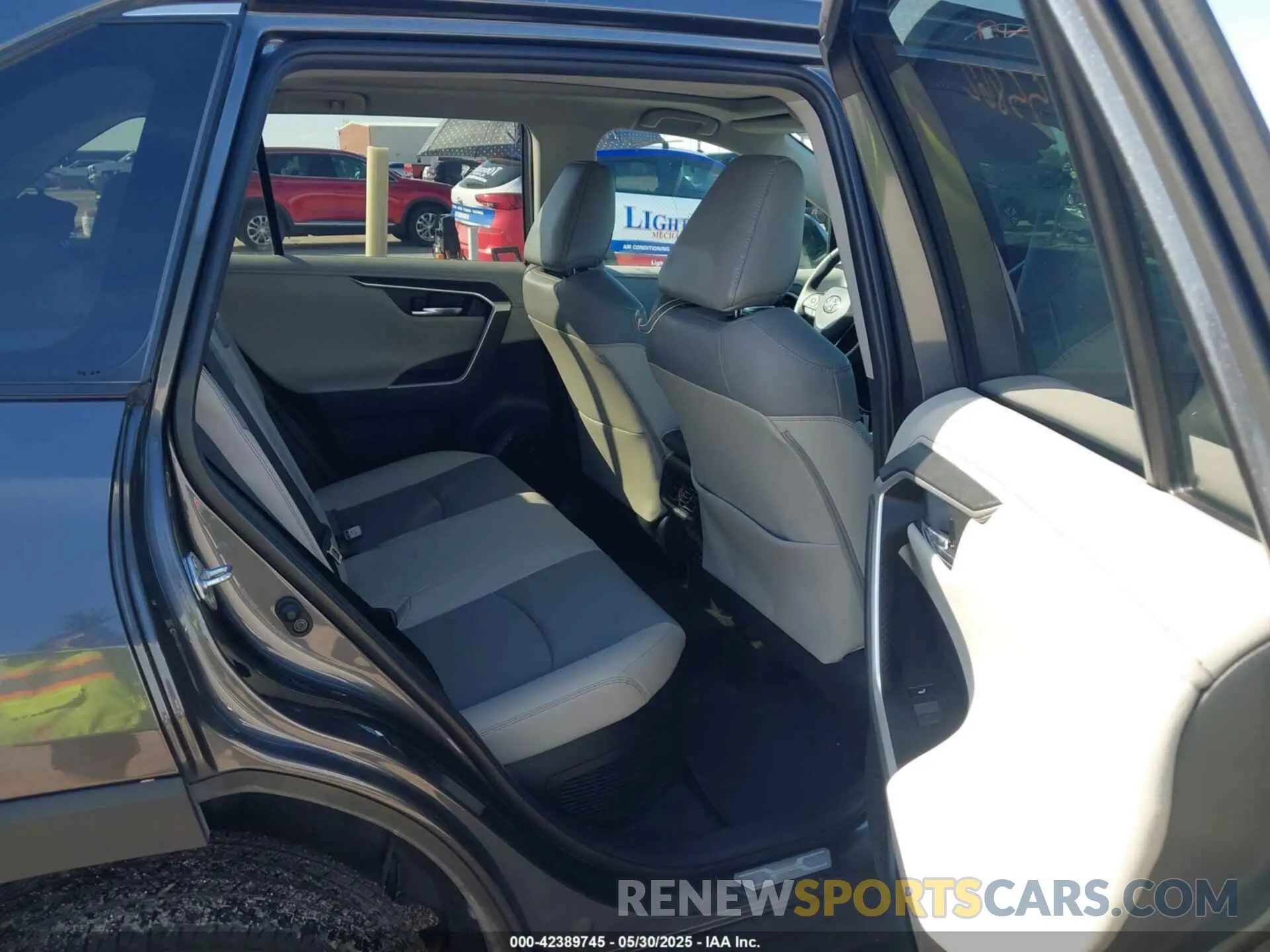 8 fotografías del automóvil dañado 4T3D6RFV1PU107670 TOYOTA RAV4 HYBRID 2023