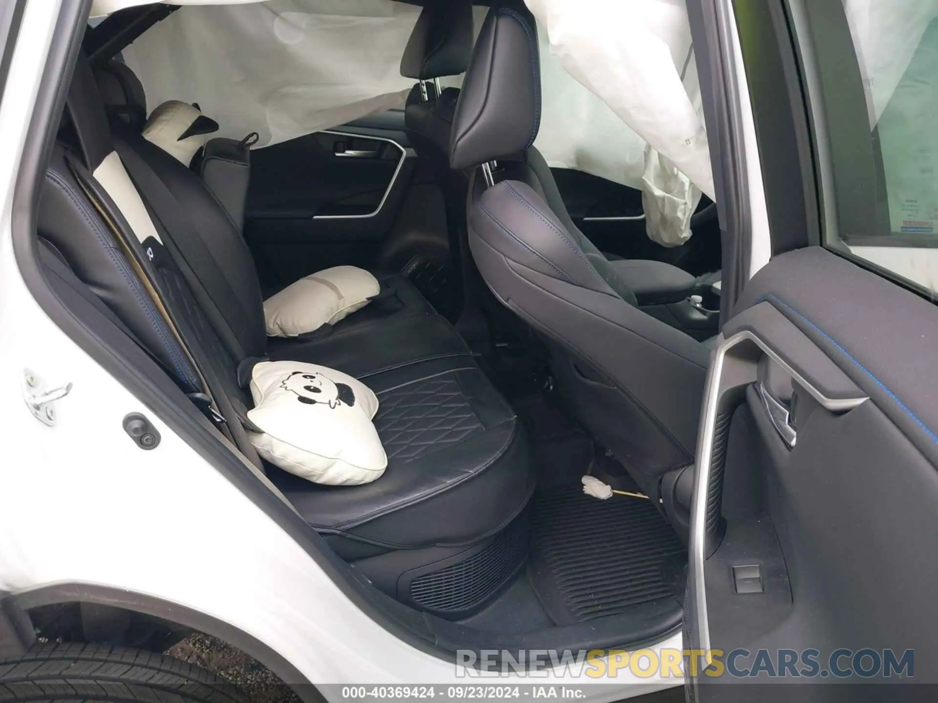 8 fotografías del automóvil dañado 4T3E6RFV8PU127225 TOYOTA RAV4 HYBRID 2023