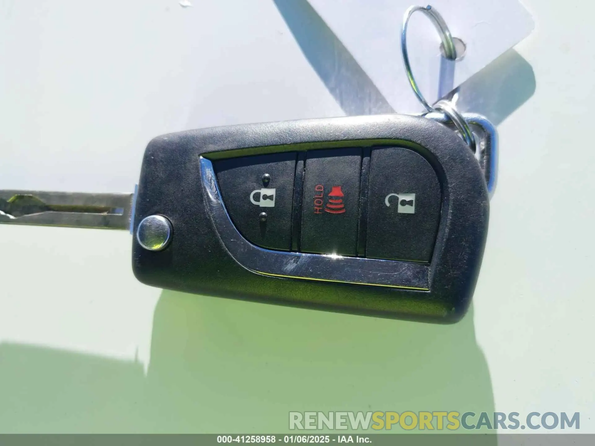 11 fotografías del automóvil dañado 4T3LWRFV9PU105192 TOYOTA RAV4 HYBRID 2023