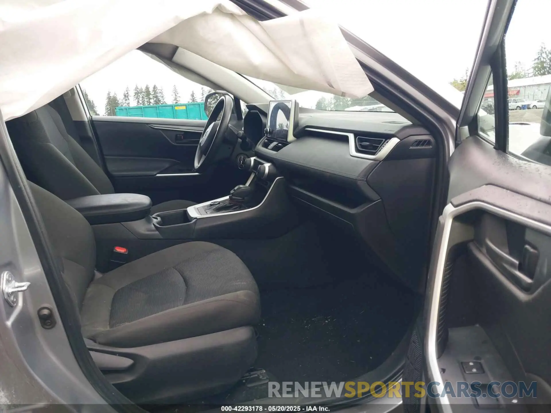5 fotografías del automóvil dañado 4T3MWRFV2PU086909 TOYOTA RAV4 HYBRID 2023