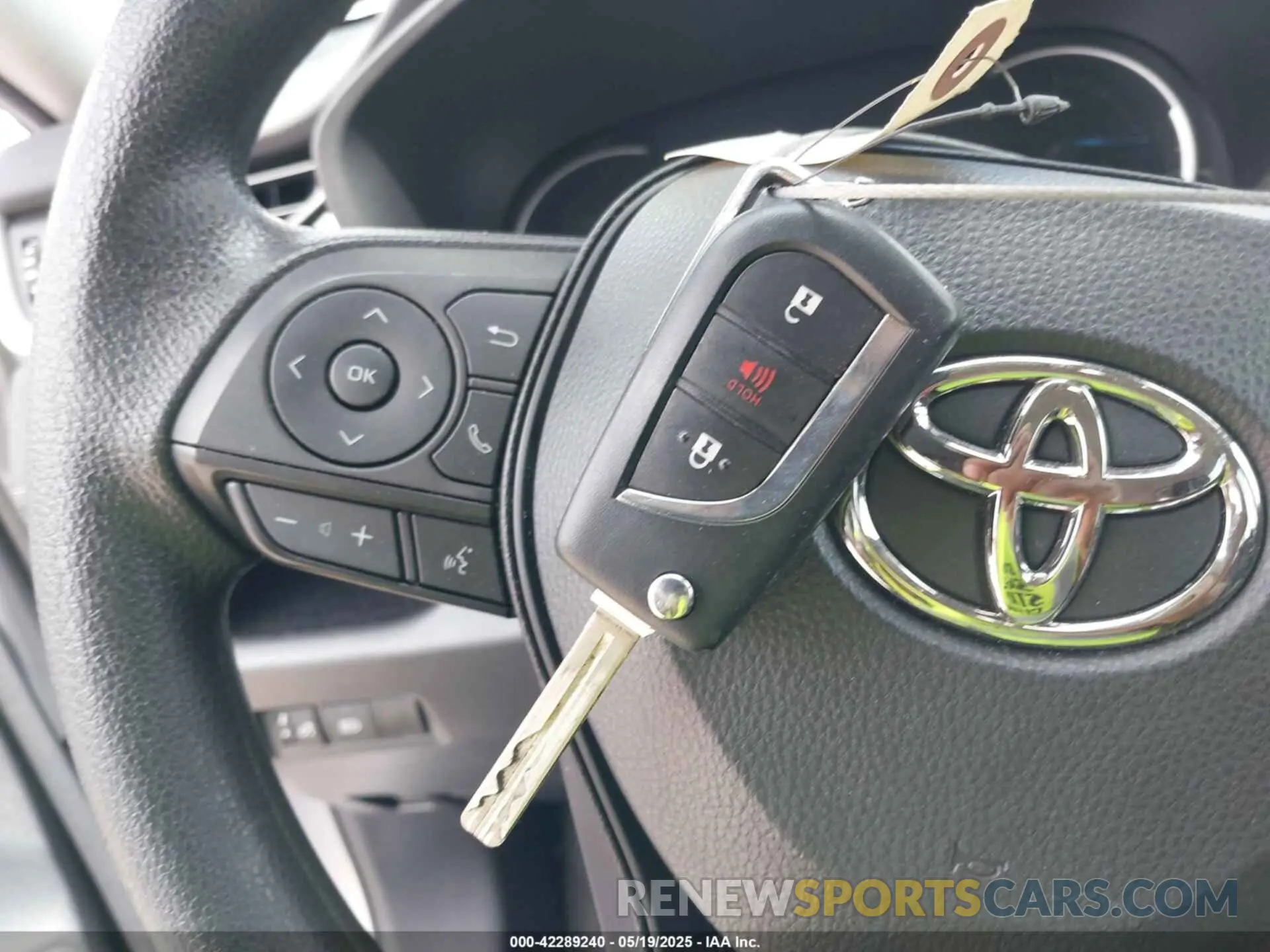 11 fotografías del automóvil dañado 4T3MWRFV8PU094433 TOYOTA RAV4 HYBRID 2023