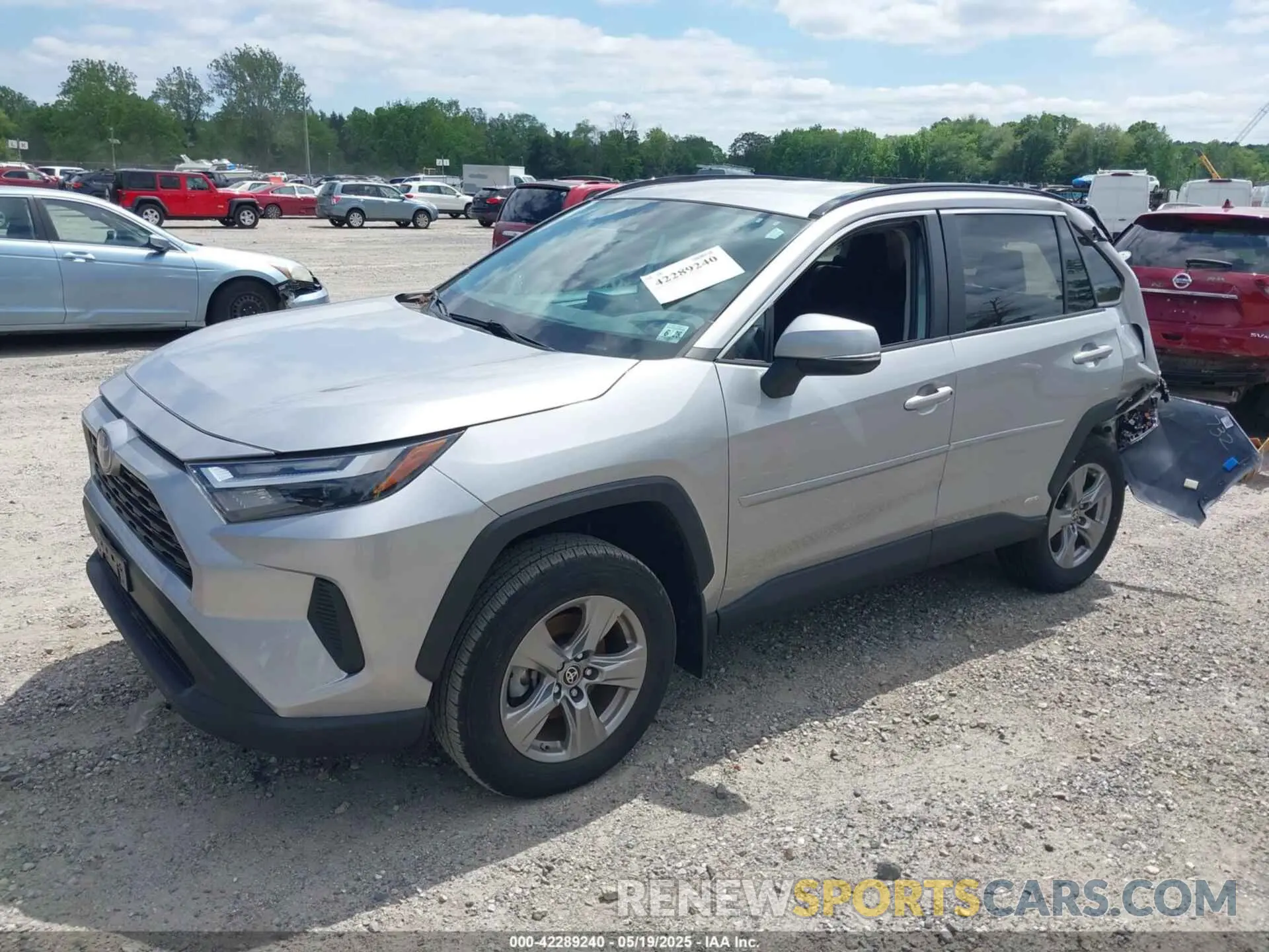 2 fotografías del automóvil dañado 4T3MWRFV8PU094433 TOYOTA RAV4 HYBRID 2023
